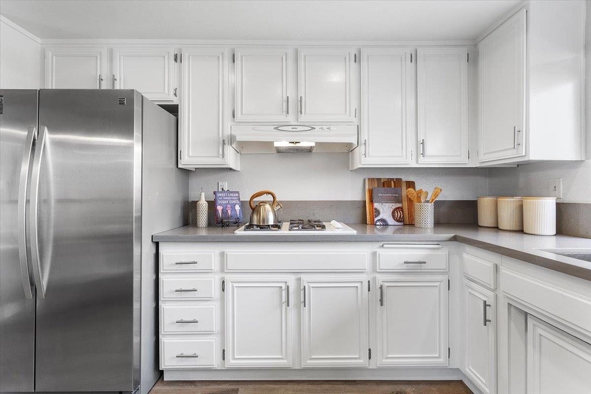 Detail Gallery Image 18 of 53 For 590 Dahlia Ct, San Leandro,  CA 94578 - 4 Beds | 3 Baths