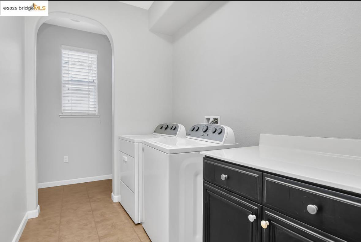 Detail Gallery Image 18 of 39 For 8461 Pinehollow Cir, Discovery Bay,  CA 94505 - 4 Beds | 3 Baths