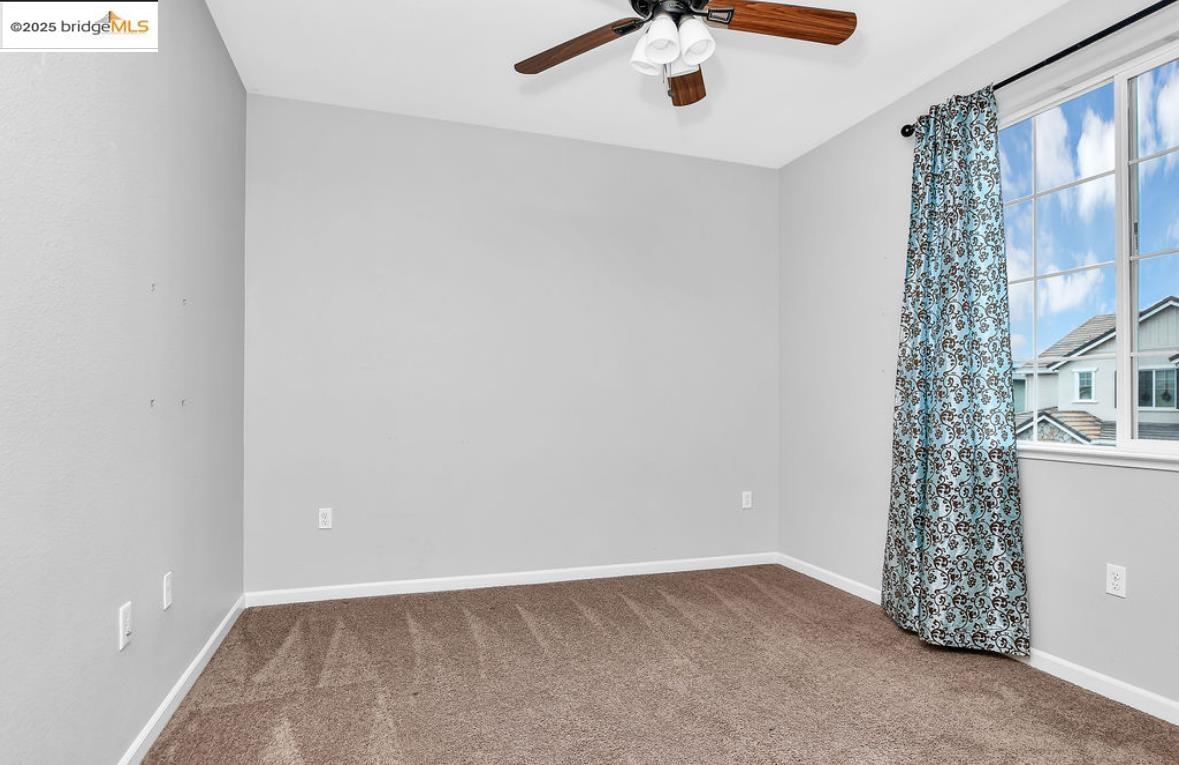 Detail Gallery Image 19 of 39 For 8461 Pinehollow Cir, Discovery Bay,  CA 94505 - 4 Beds | 3 Baths