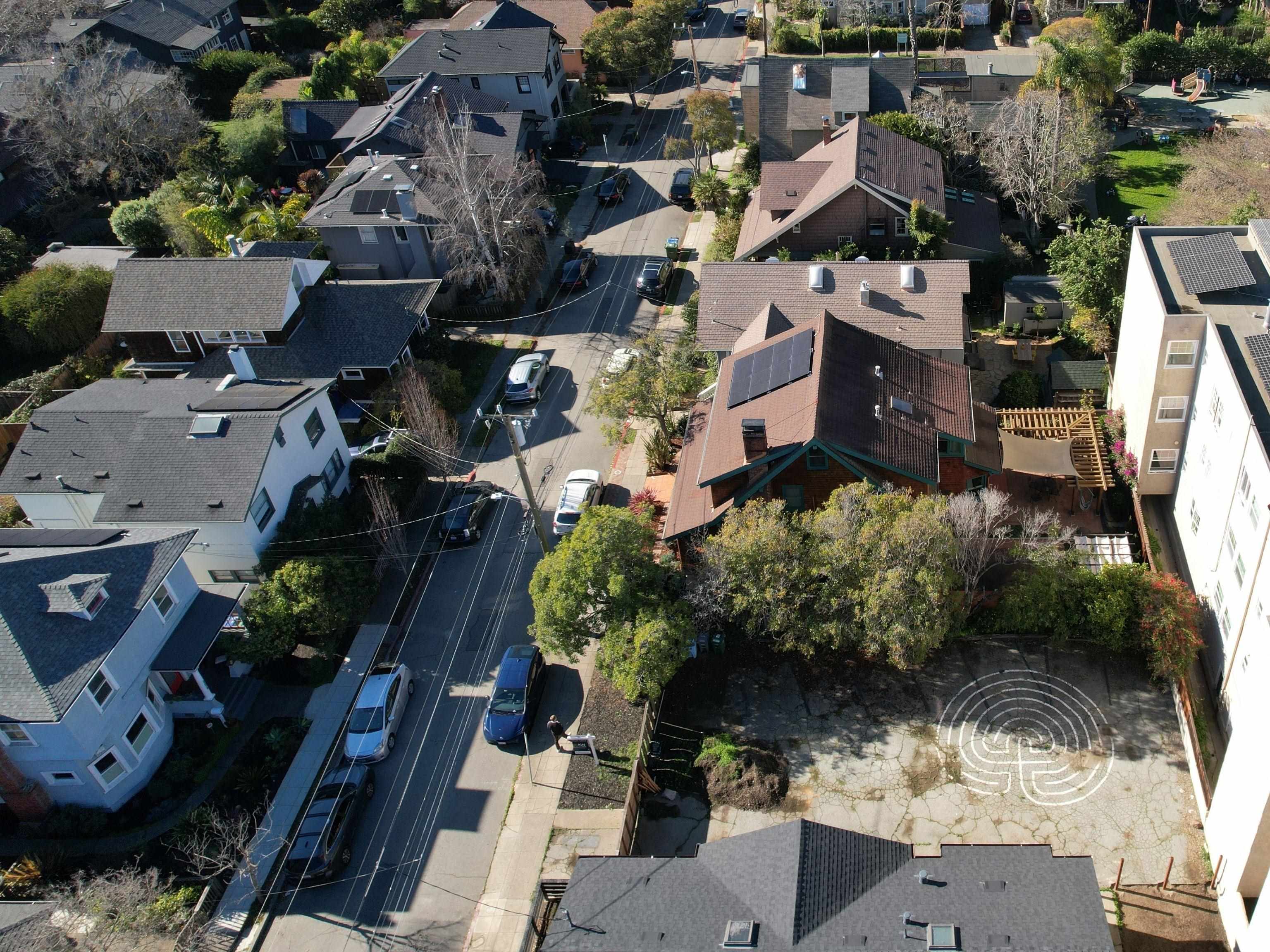 Detail Gallery Image 7 of 9 For 2477 Prince St, Berkeley,  CA 94705 - – Beds | – Baths