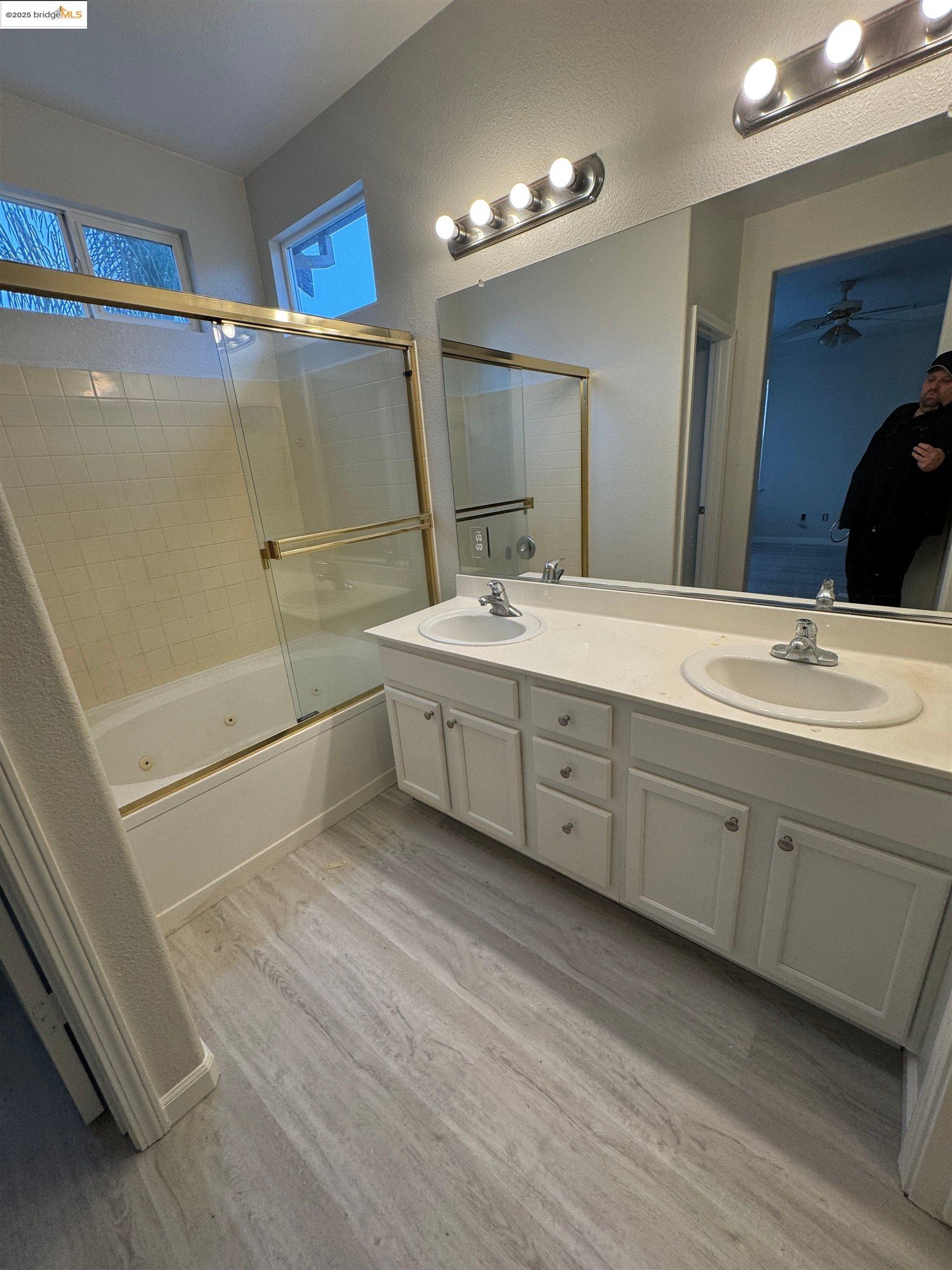 Detail Gallery Image 12 of 15 For 68 Lexington Ct, Brentwood,  CA 94513-4469 - 5 Beds | 2/1 Baths