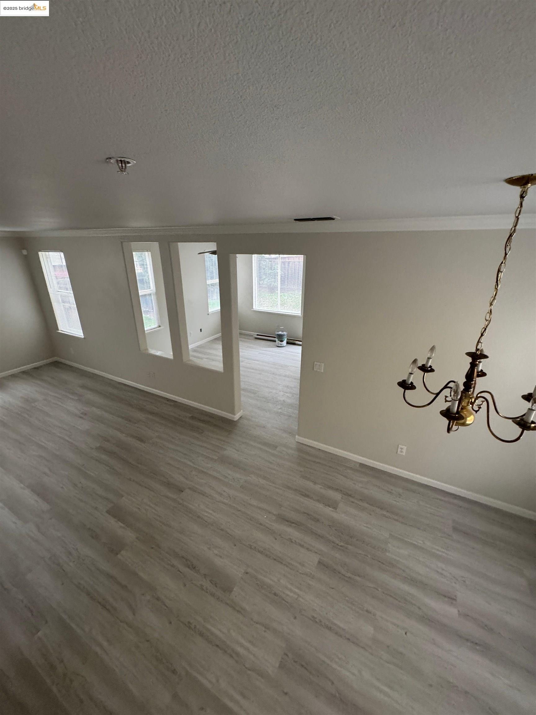 Detail Gallery Image 14 of 15 For 68 Lexington Ct, Brentwood,  CA 94513-4469 - 5 Beds | 2/1 Baths