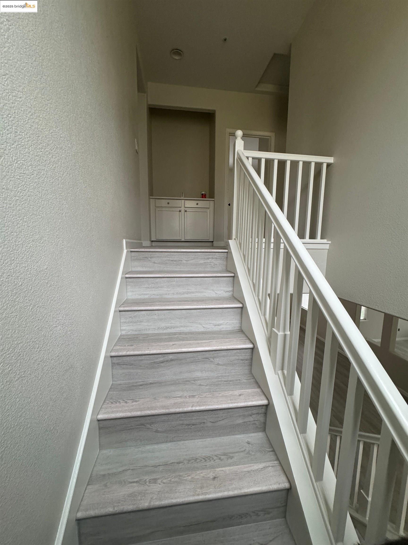 Detail Gallery Image 6 of 15 For 68 Lexington Ct, Brentwood,  CA 94513-4469 - 5 Beds | 2/1 Baths