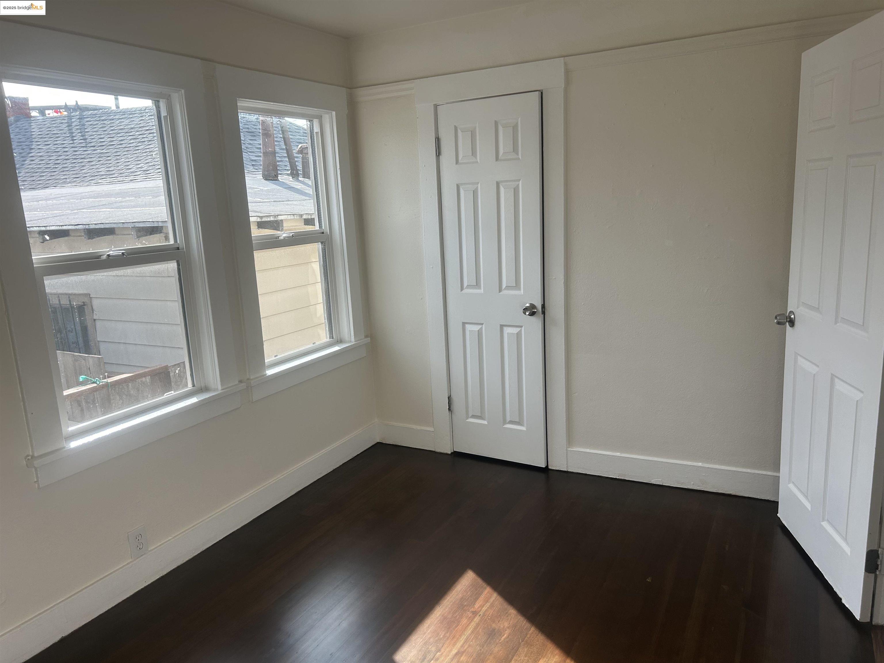 Detail Gallery Image 11 of 15 For 2618 E 20th St, Oakland,  CA 94601 - 3 Beds | 1 Baths