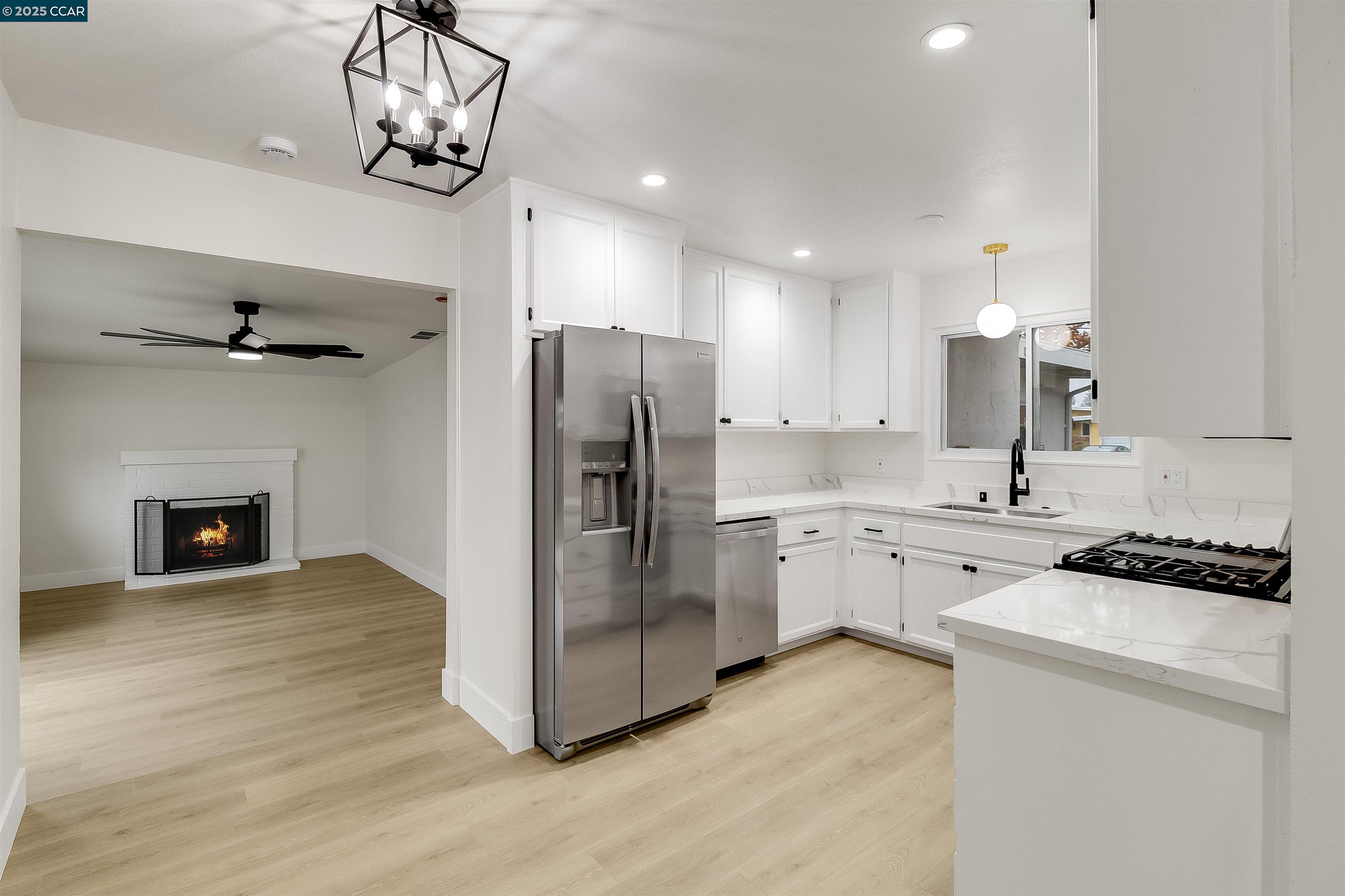 Detail Gallery Image 10 of 34 For 1863 San Clemente St, Fairfield,  CA 94533 - 3 Beds | 2 Baths