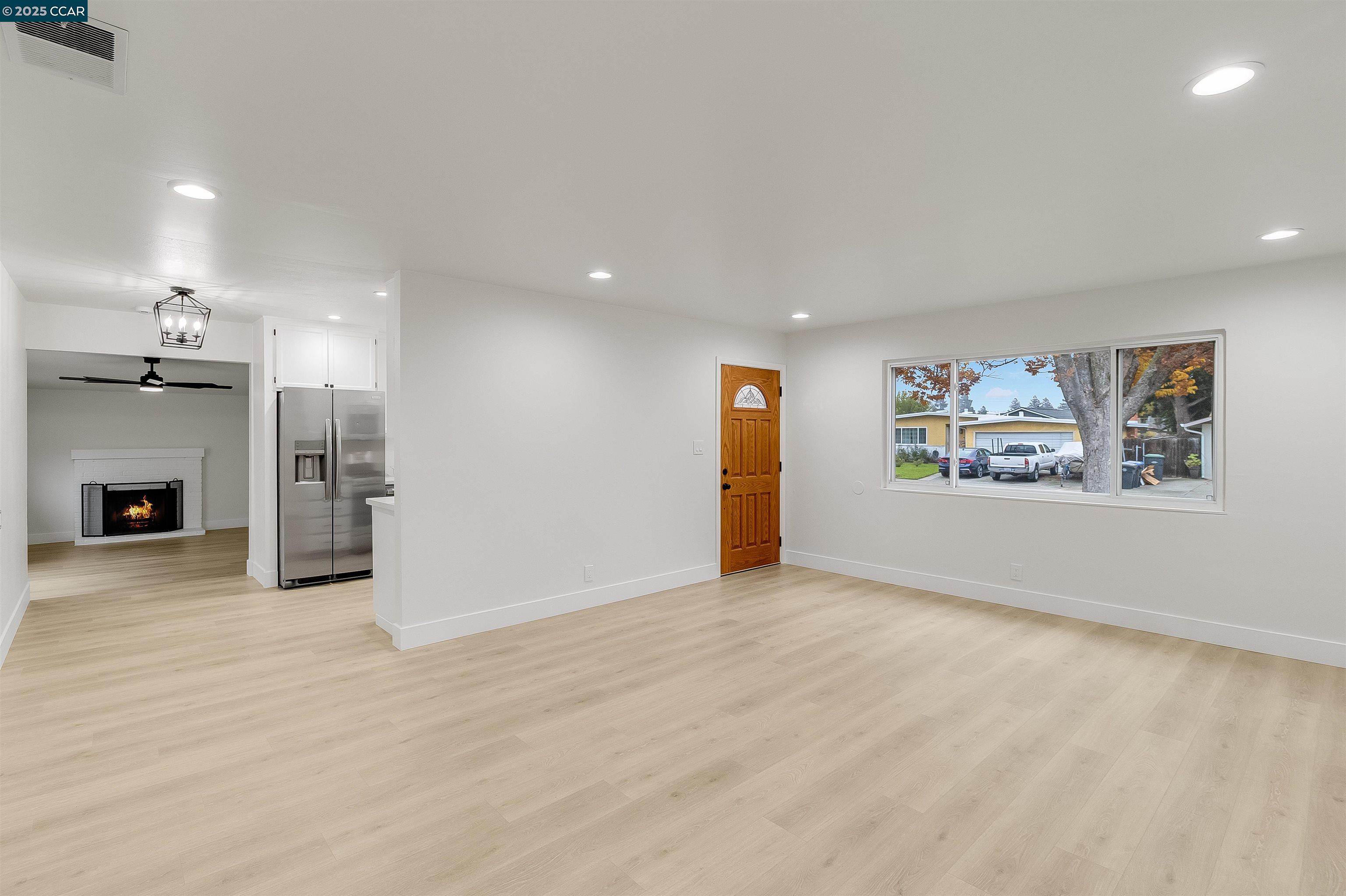 Detail Gallery Image 7 of 34 For 1863 San Clemente St, Fairfield,  CA 94533 - 3 Beds | 2 Baths