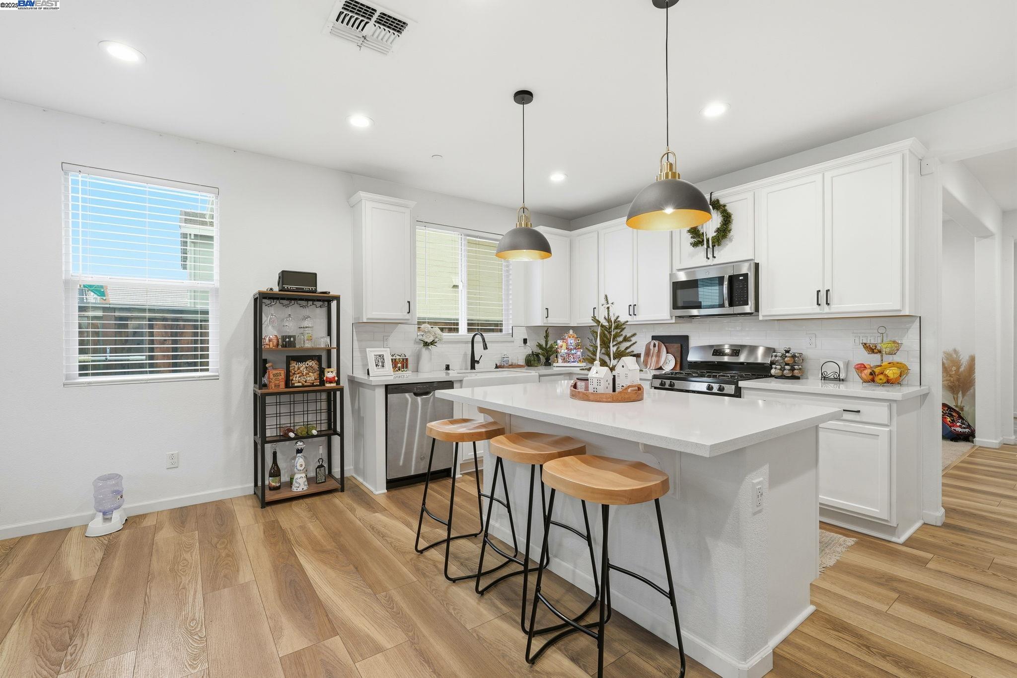 Detail Gallery Image 10 of 40 For 17704 Choate St, Lathrop,  CA 95330 - 3 Beds | 2 Baths