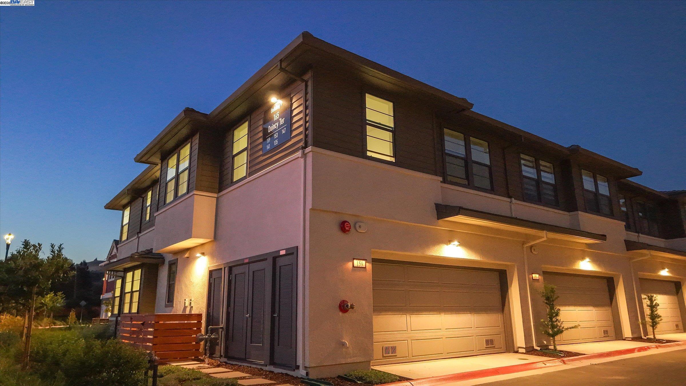 Detail Gallery Image 2 of 15 For 159 Quiancy Terrance, Fremont,  CA 94536 - 4 Beds | 3 Baths