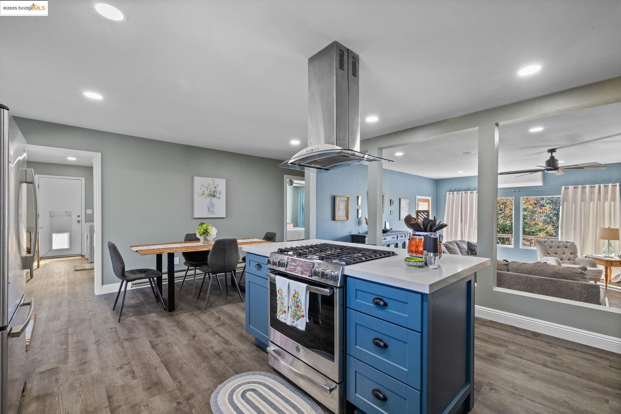 Detail Gallery Image 13 of 50 For 20330 Westview Dr, Tuolumne,  CA 95379 - 4 Beds | 2 Baths