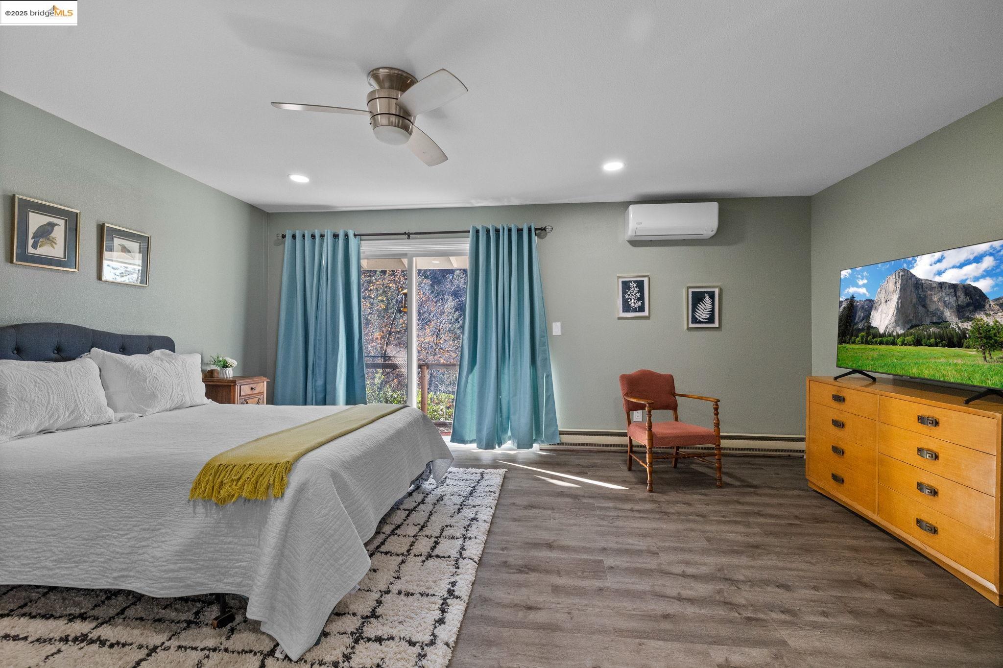 Detail Gallery Image 15 of 50 For 20330 Westview Dr, Tuolumne,  CA 95379 - 4 Beds | 2 Baths