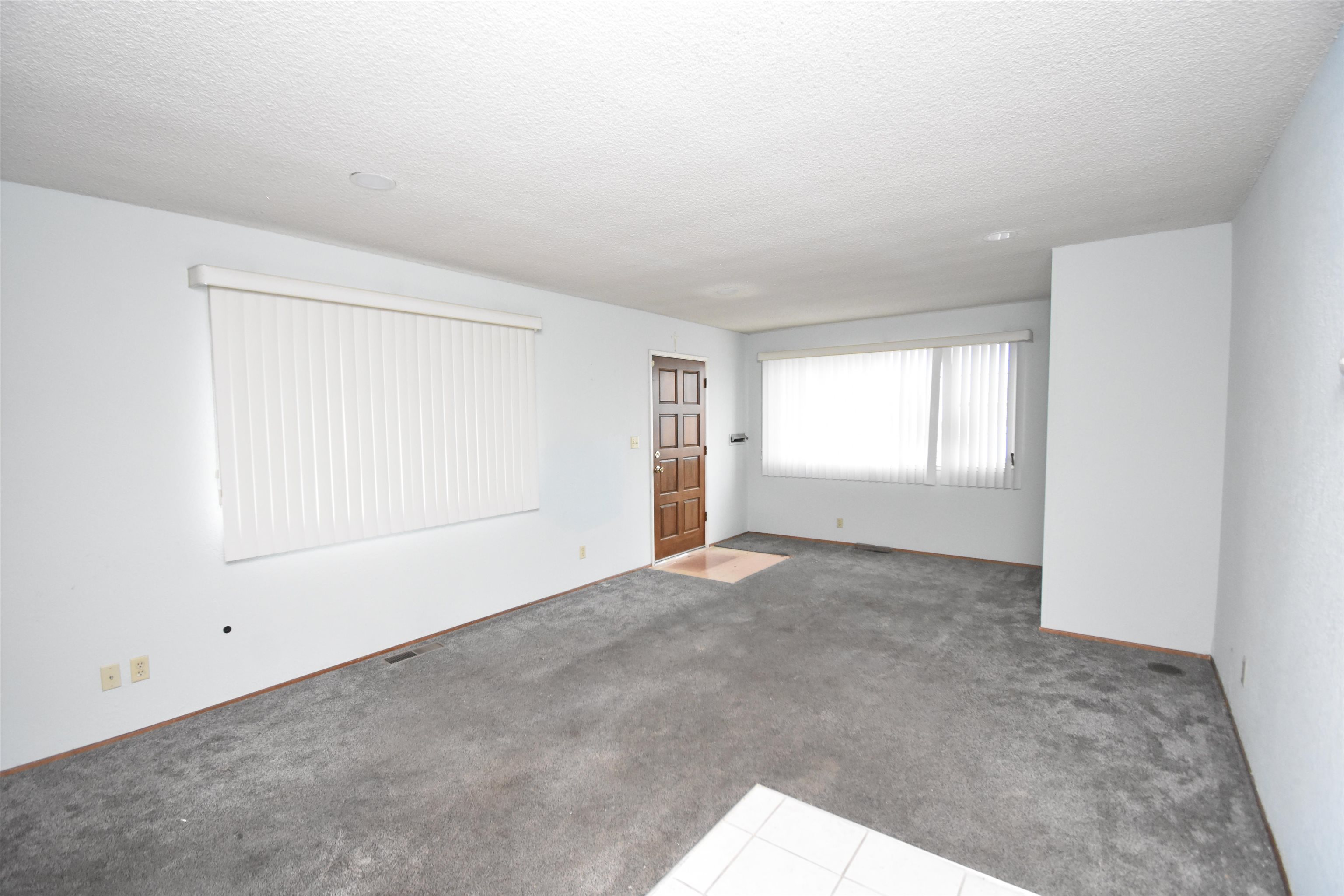 Detail Gallery Image 11 of 25 For 123 S Washington Ave, Manteca,  CA 95336 - 3 Beds | 3 Baths