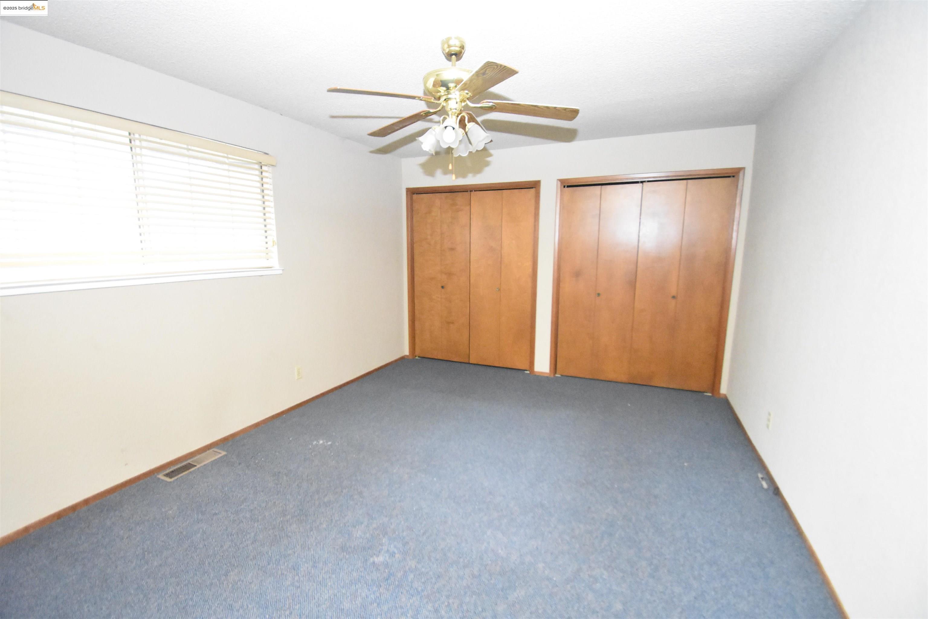 Detail Gallery Image 13 of 18 For 123 S Washington Ave, Manteca,  CA 95336 - 3 Beds | 3 Baths