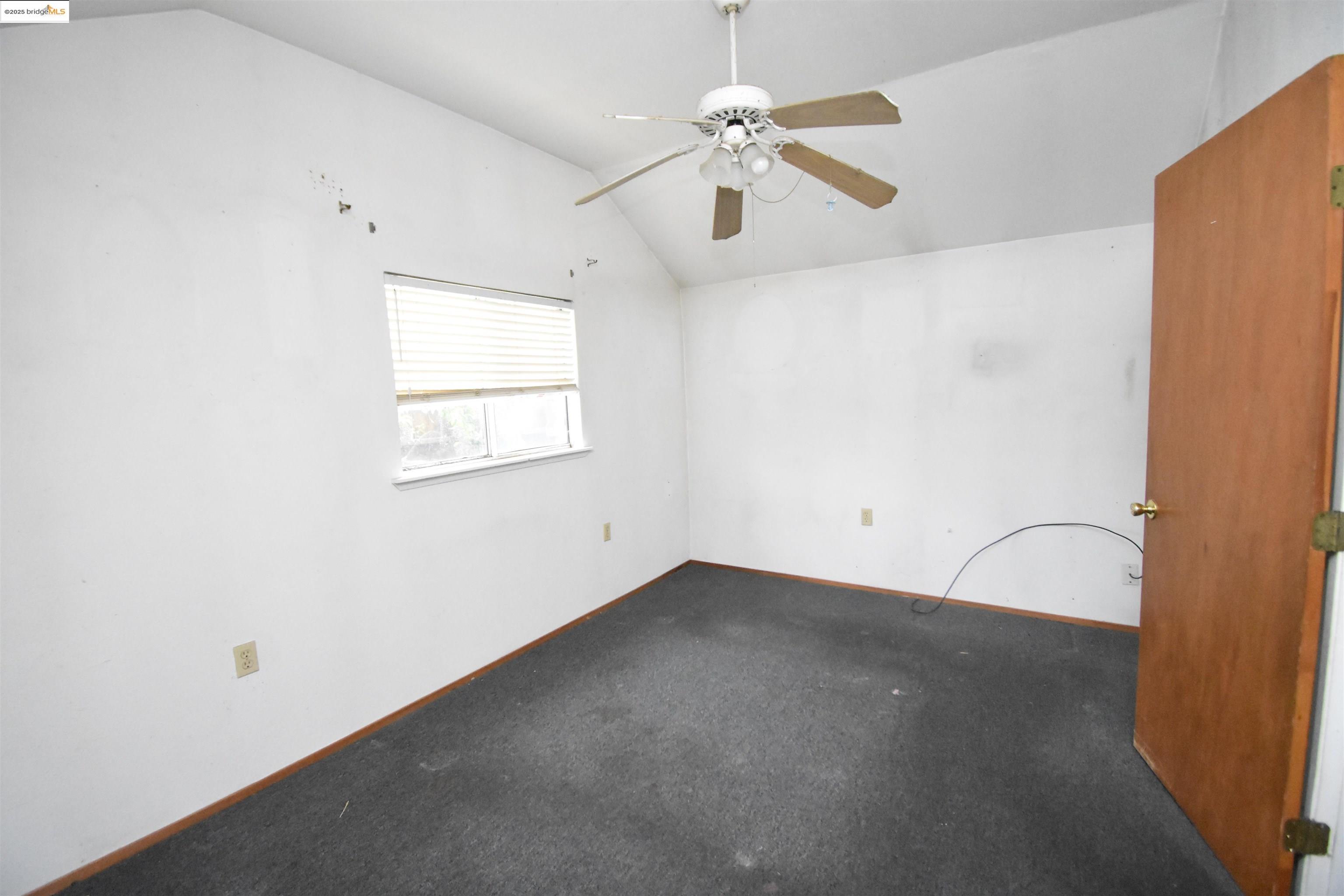 Detail Gallery Image 16 of 18 For 123 S Washington Ave, Manteca,  CA 95336 - 3 Beds | 3 Baths