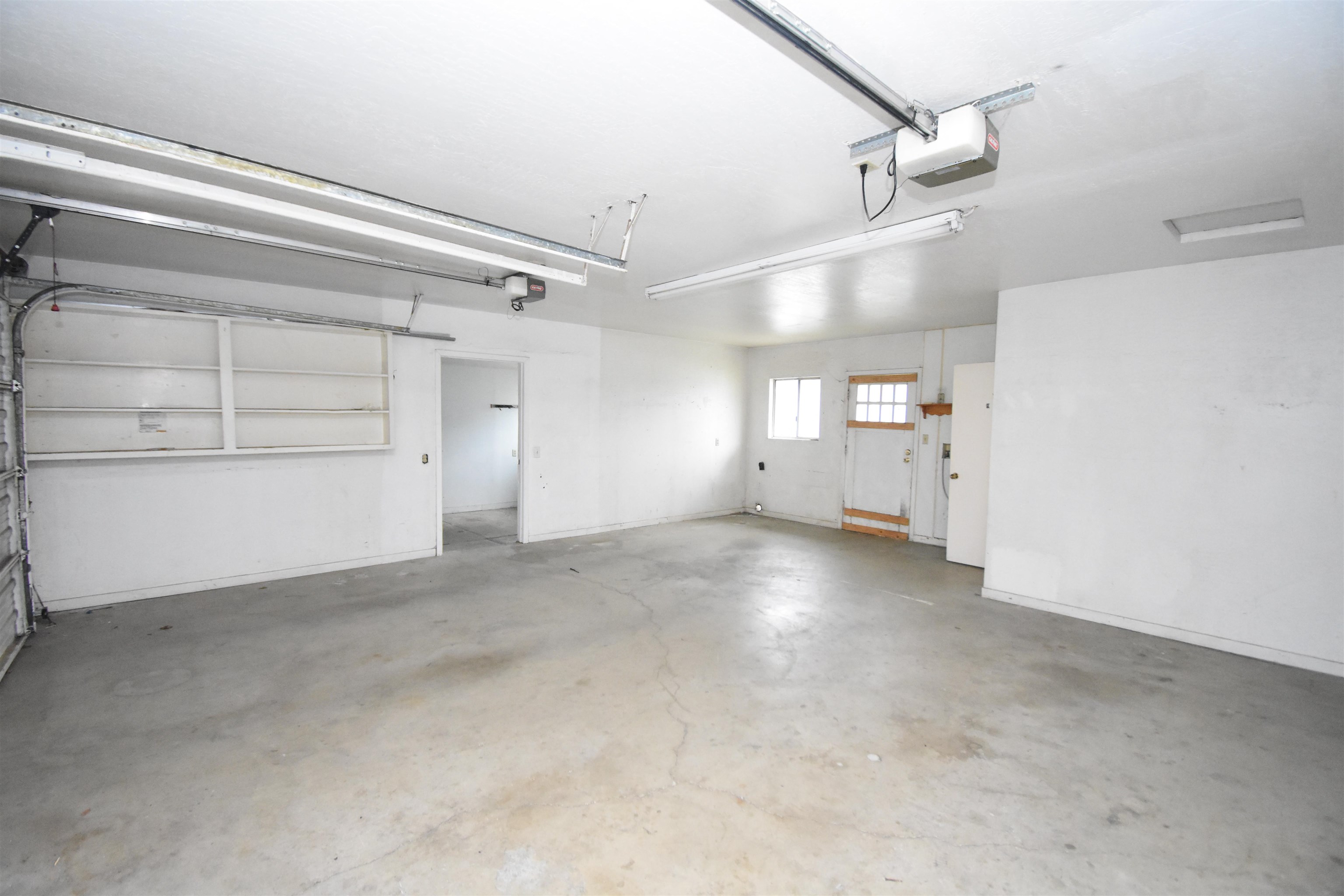 Detail Gallery Image 17 of 25 For 123 S Washington Ave, Manteca,  CA 95336 - 3 Beds | 3 Baths