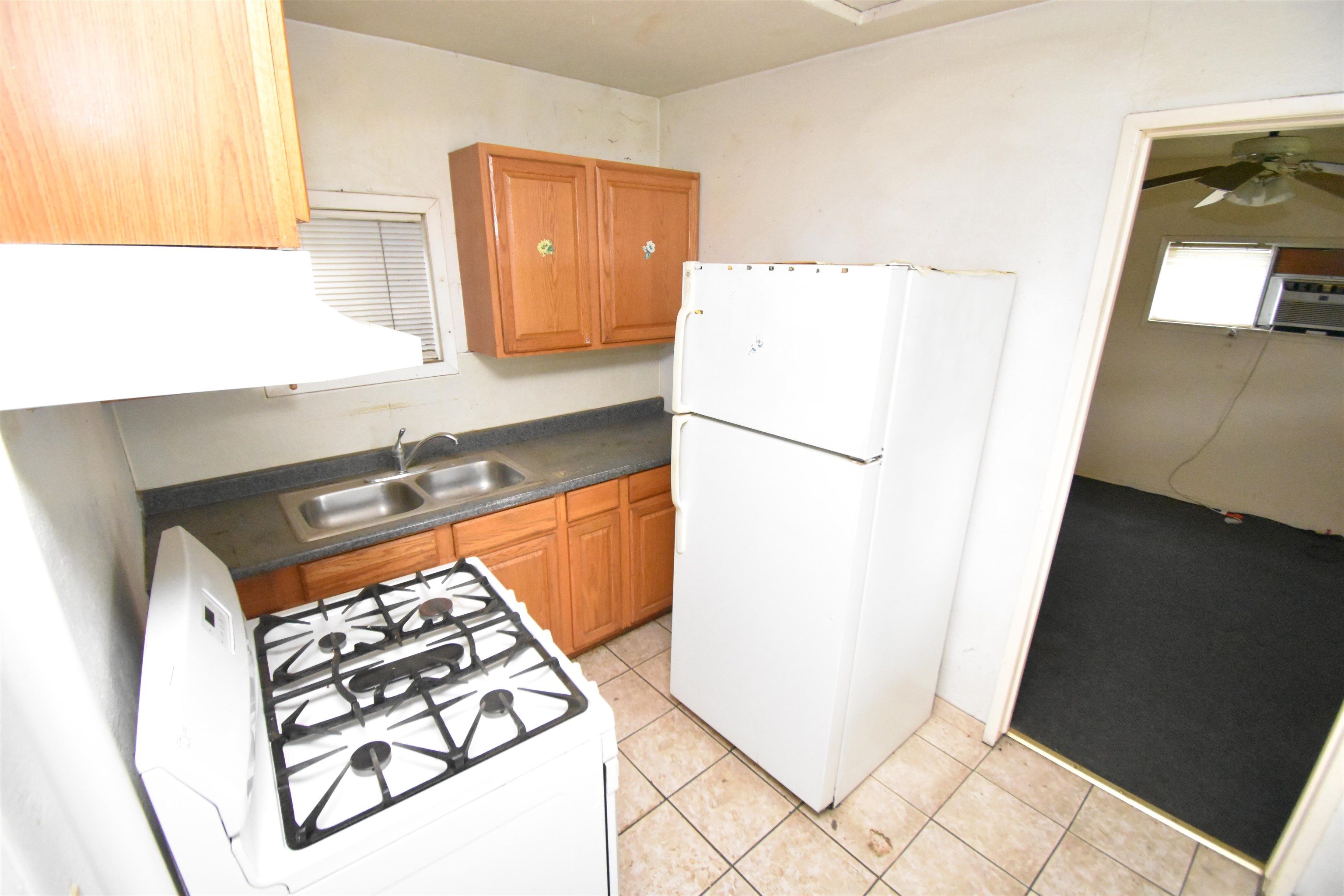 Detail Gallery Image 22 of 25 For 123 S Washington Ave, Manteca,  CA 95336 - 3 Beds | 3 Baths