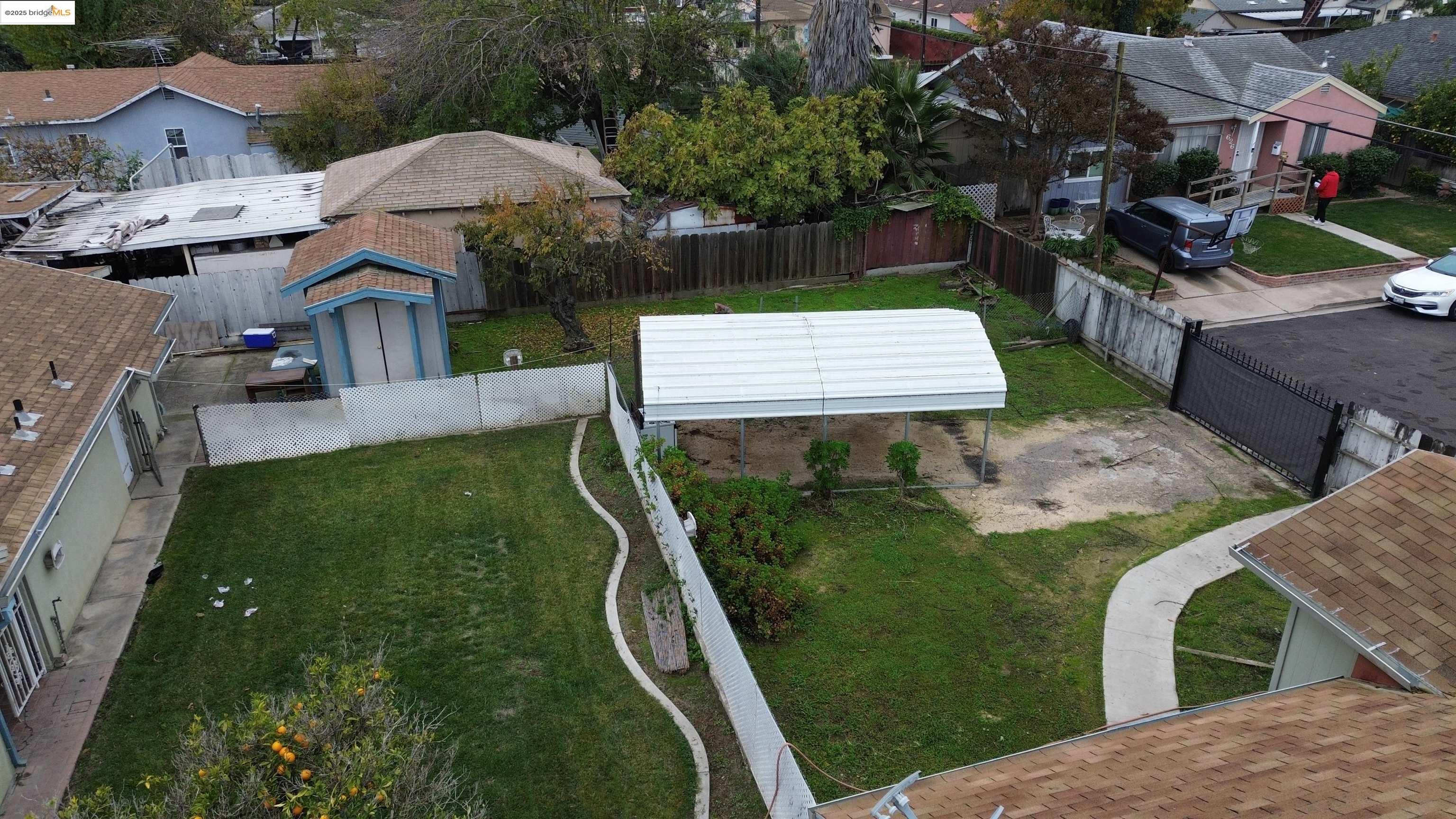 Detail Gallery Image 6 of 18 For 123 S Washington Ave, Manteca,  CA 95336 - 3 Beds | 3 Baths