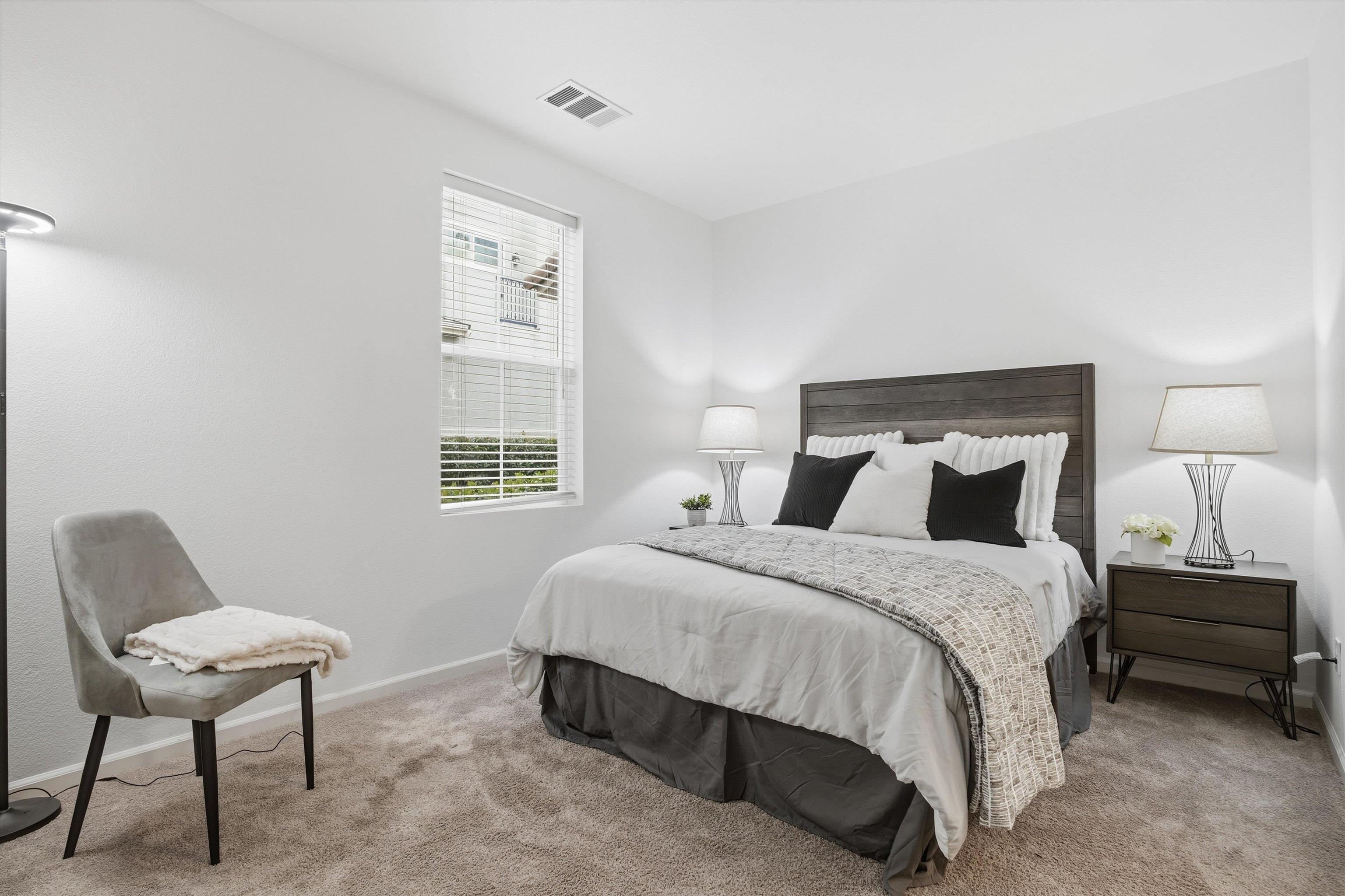 Photo #5: 41119364 Listing: Photo #5