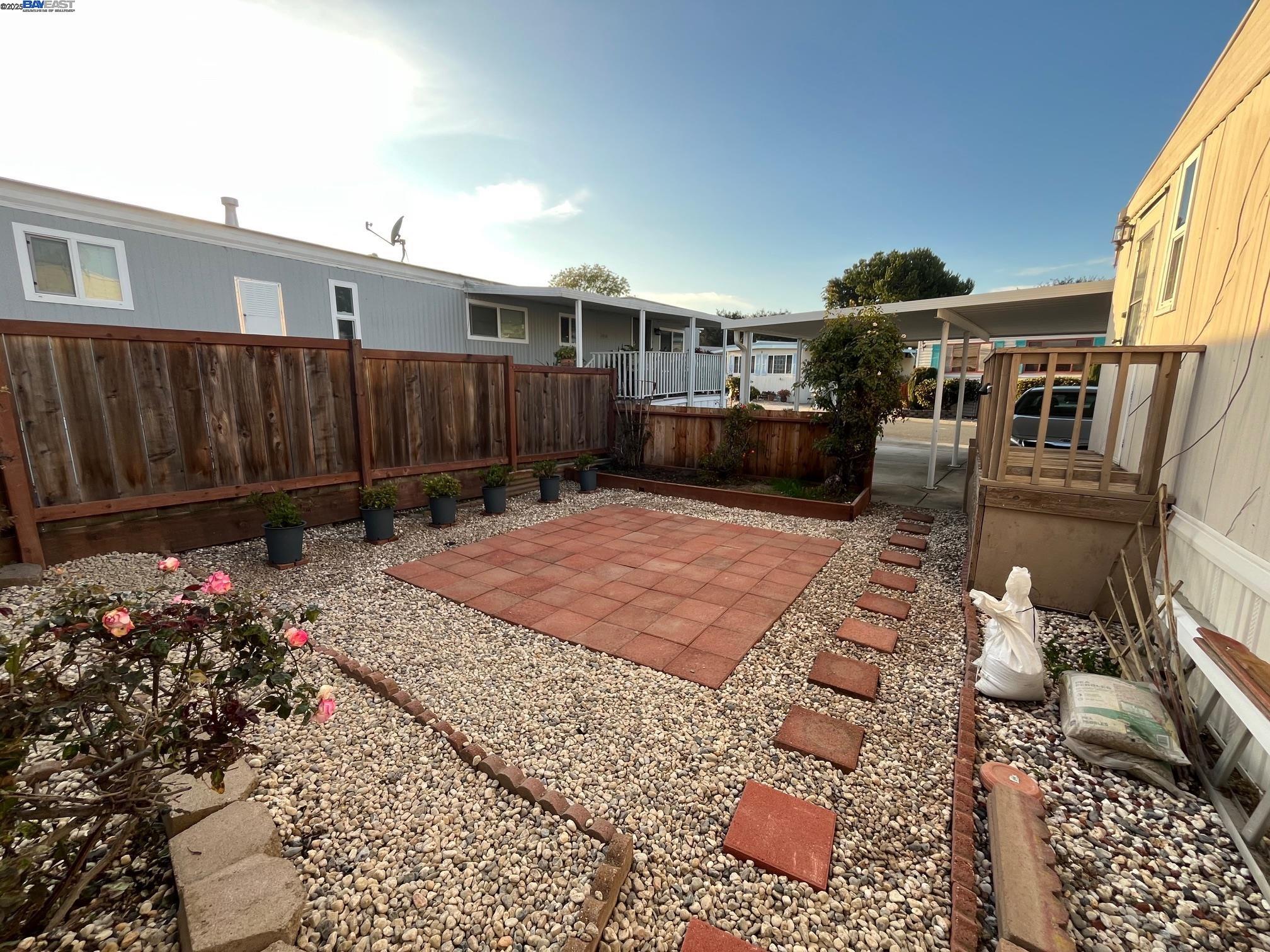 Detail Gallery Image 21 of 24 For 4141 Deep Creek Rd. #180,  Fremont,  CA 94555 - 2 Beds | 1/1 Baths