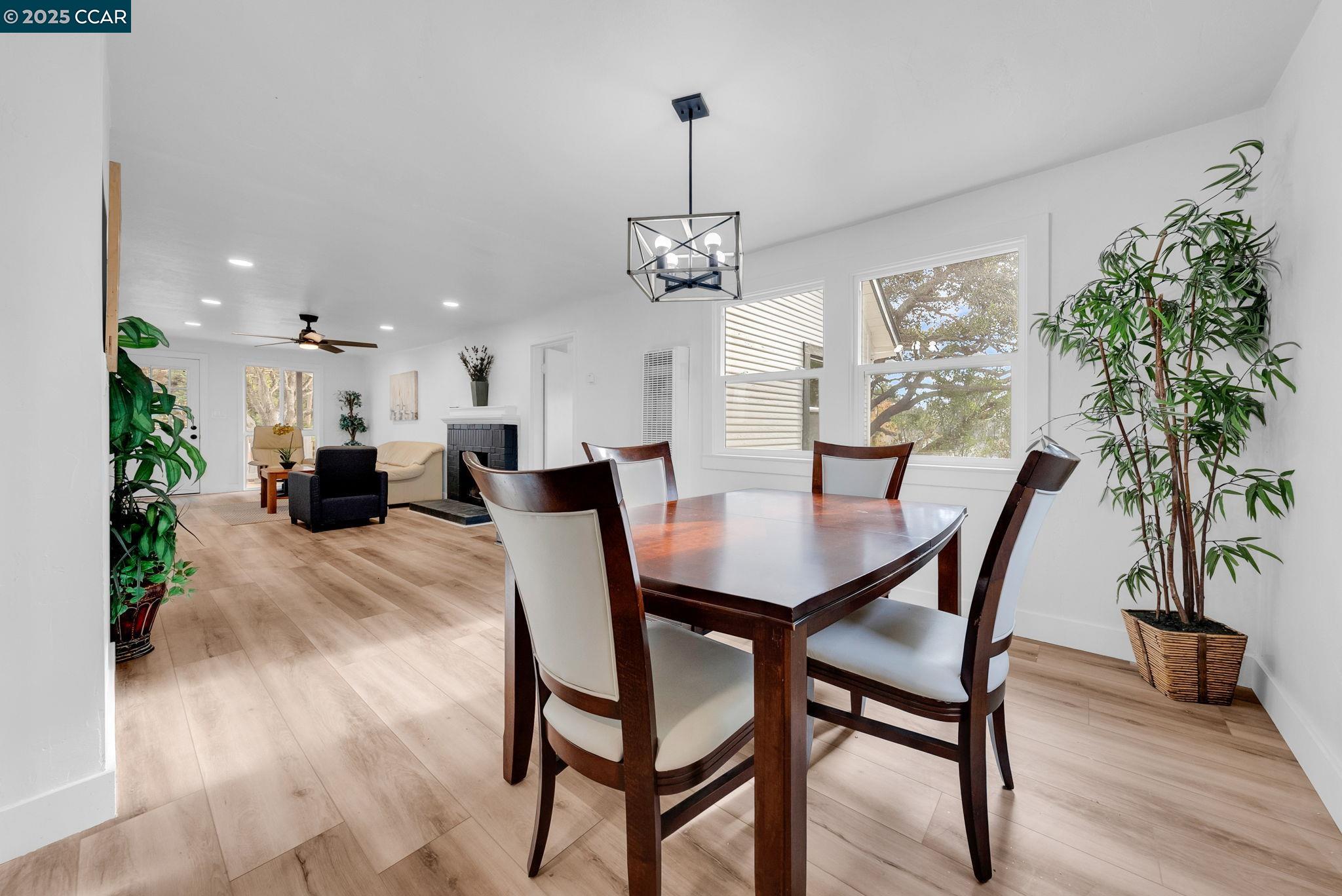 Detail Gallery Image 13 of 53 For 2699 Vale Rd, San Pablo,  CA 94806 - 3 Beds | 2 Baths