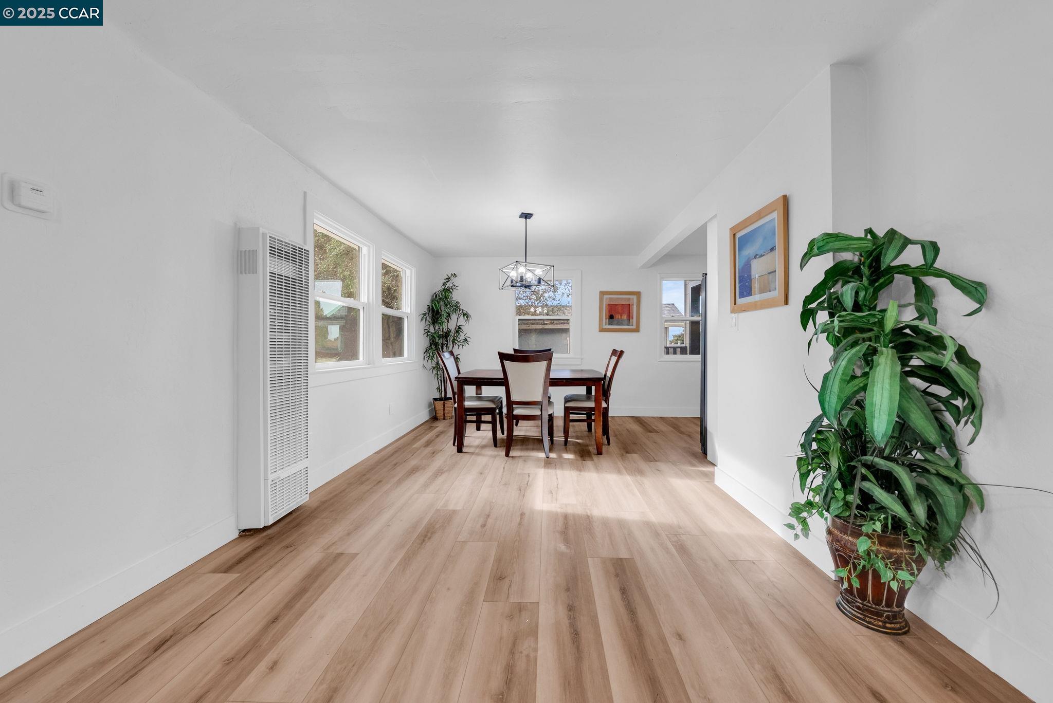 Detail Gallery Image 10 of 53 For 2699 Vale Rd, San Pablo,  CA 94806 - 3 Beds | 2 Baths