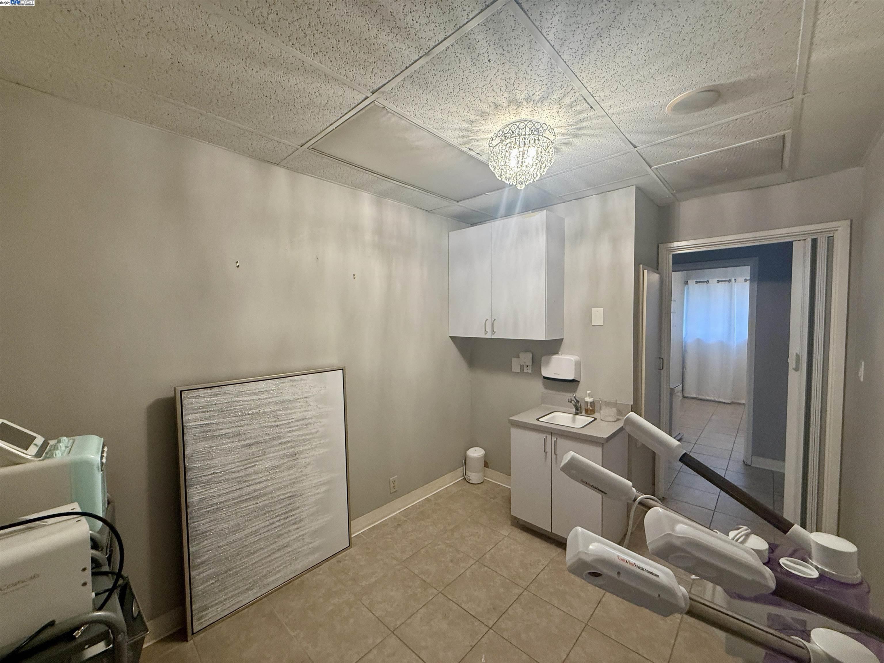 Detail Gallery Image 13 of 25 For 2545 East Ave, Livermore,  CA 94550-4736 - – Beds | – Baths