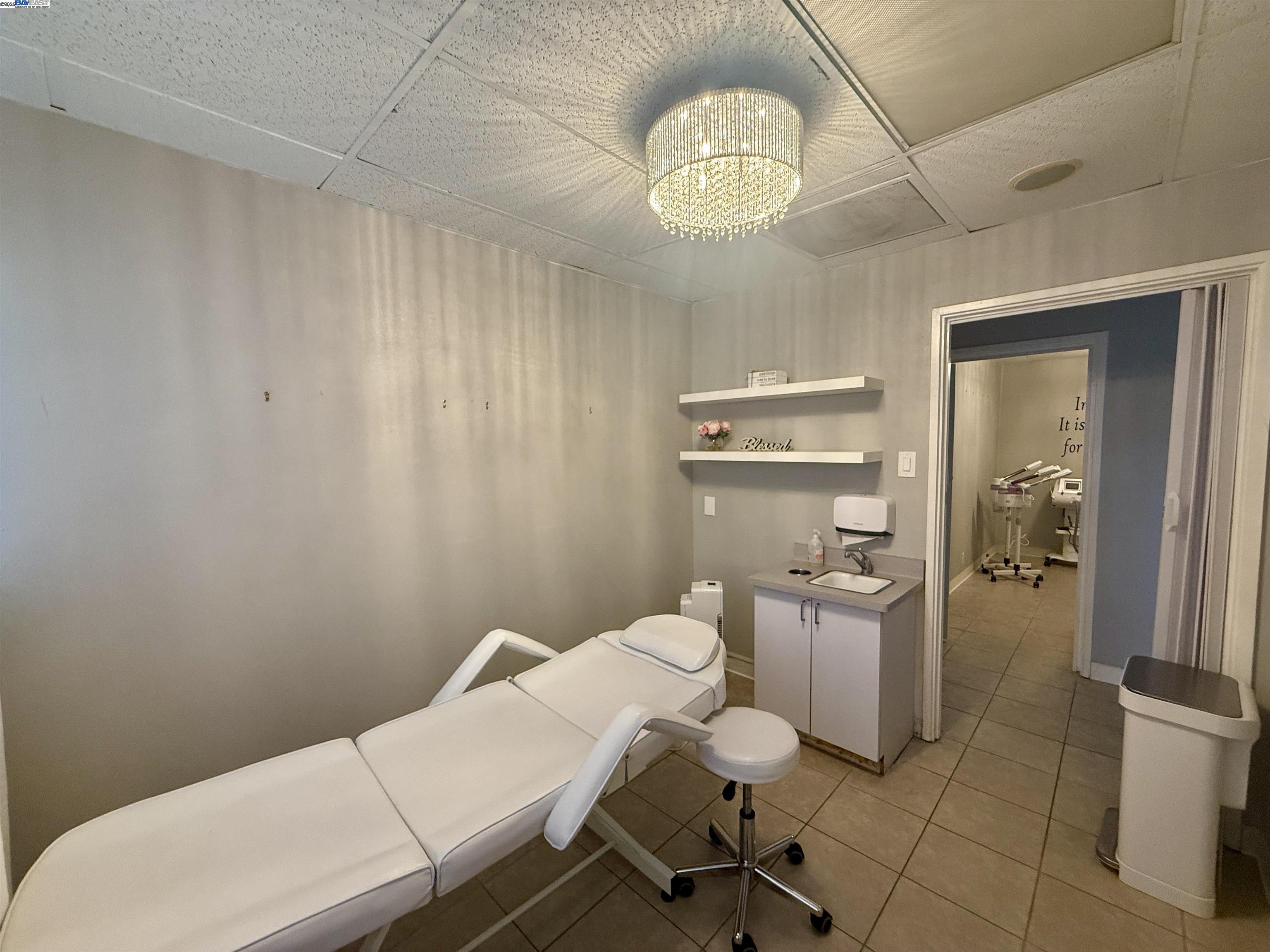 Detail Gallery Image 15 of 25 For 2545 East Ave, Livermore,  CA 94550-4736 - – Beds | – Baths