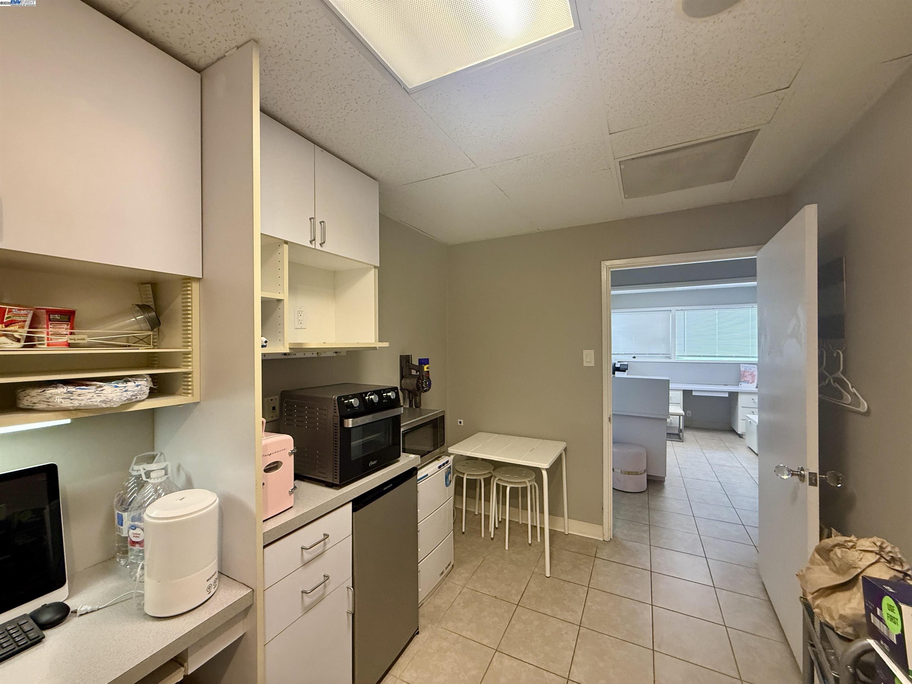 Detail Gallery Image 17 of 25 For 2545 East Ave, Livermore,  CA 94550-4736 - – Beds | – Baths