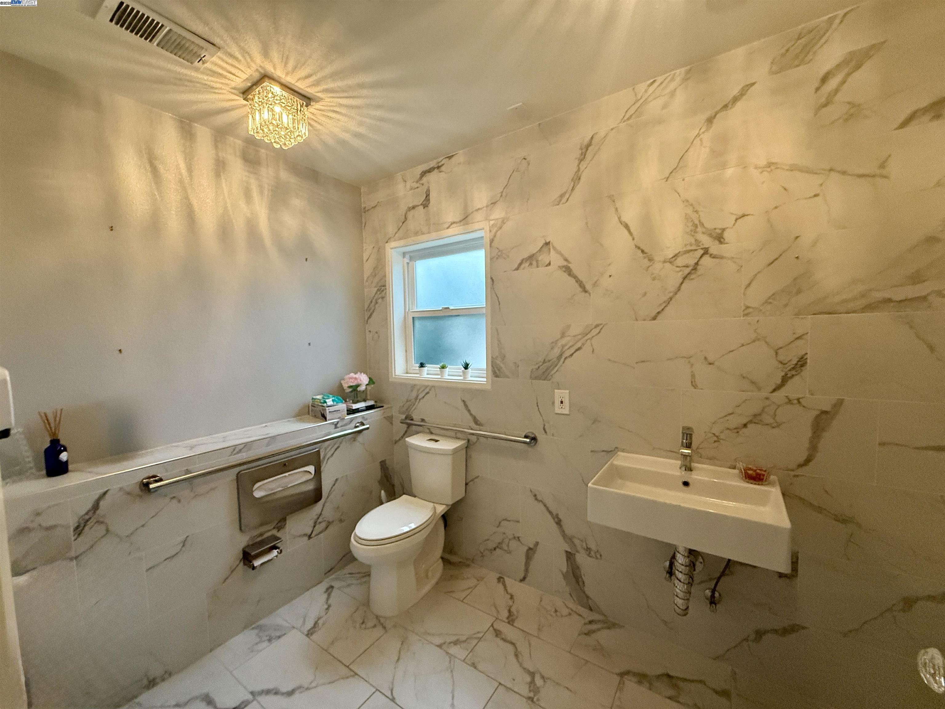 Detail Gallery Image 18 of 25 For 2545 East Ave, Livermore,  CA 94550-4736 - – Beds | – Baths