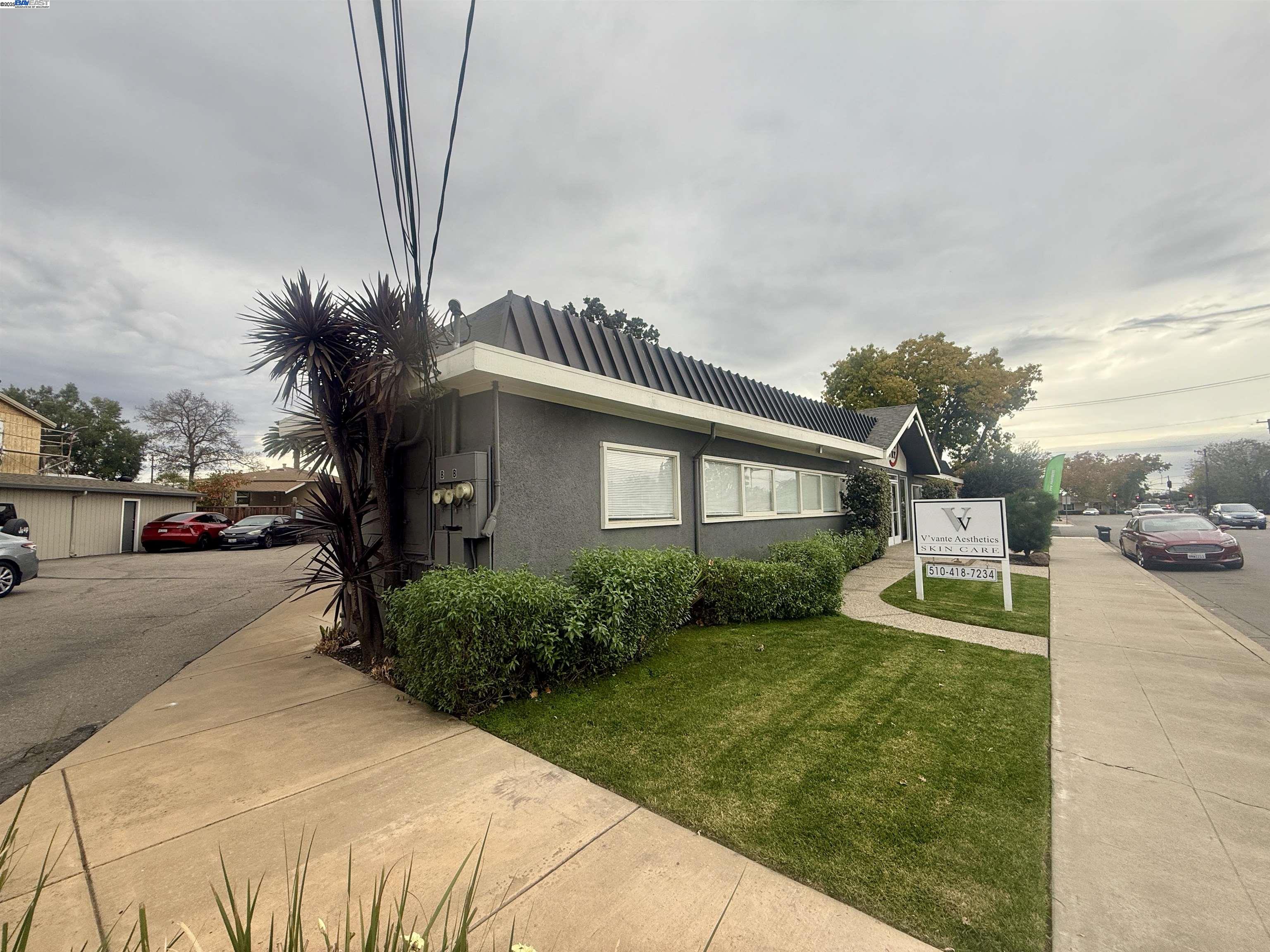 Detail Gallery Image 25 of 25 For 2545 East Ave, Livermore,  CA 94550-4736 - – Beds | – Baths