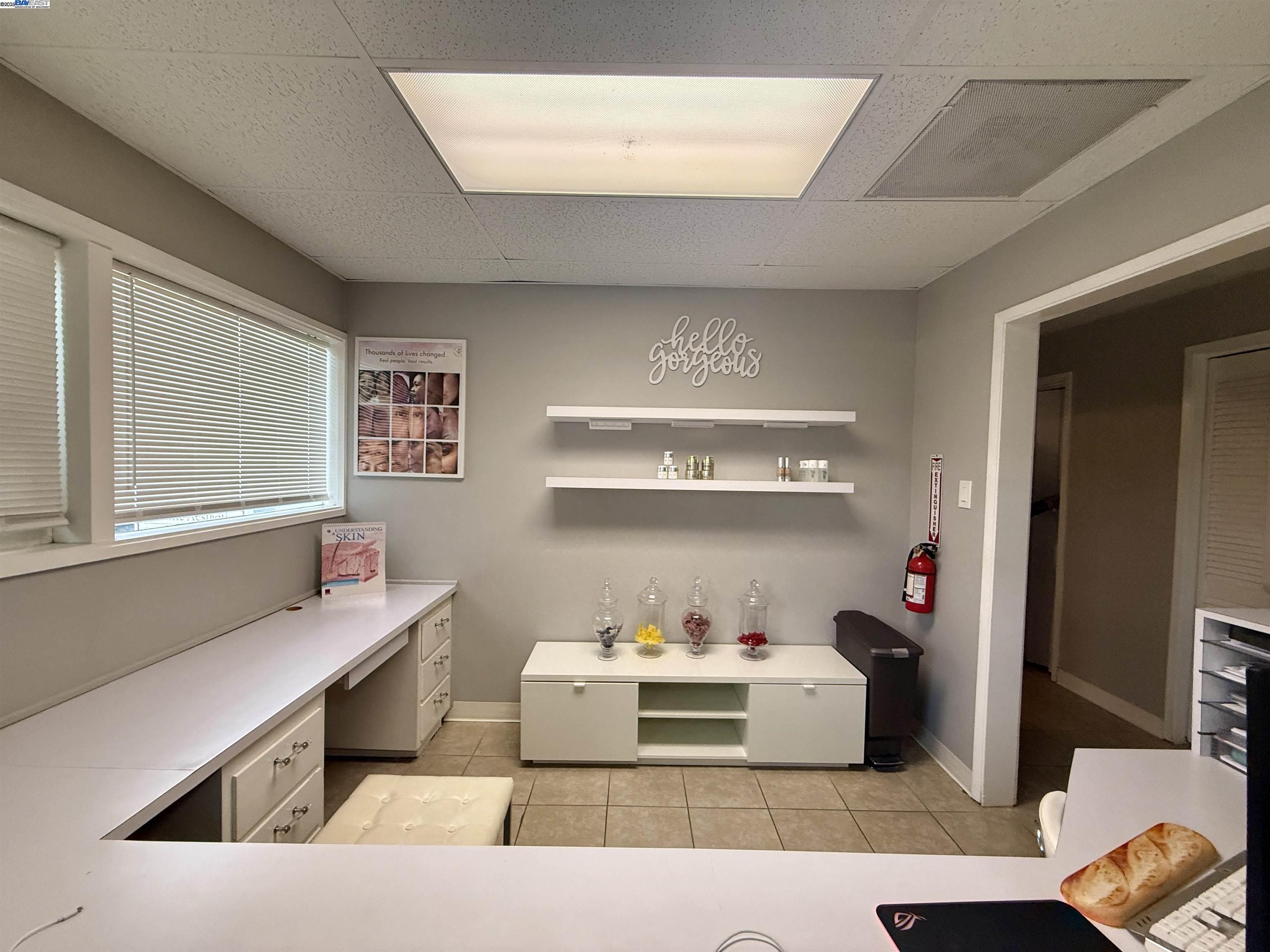 Detail Gallery Image 5 of 25 For 2545 East Ave, Livermore,  CA 94550-4736 - – Beds | – Baths