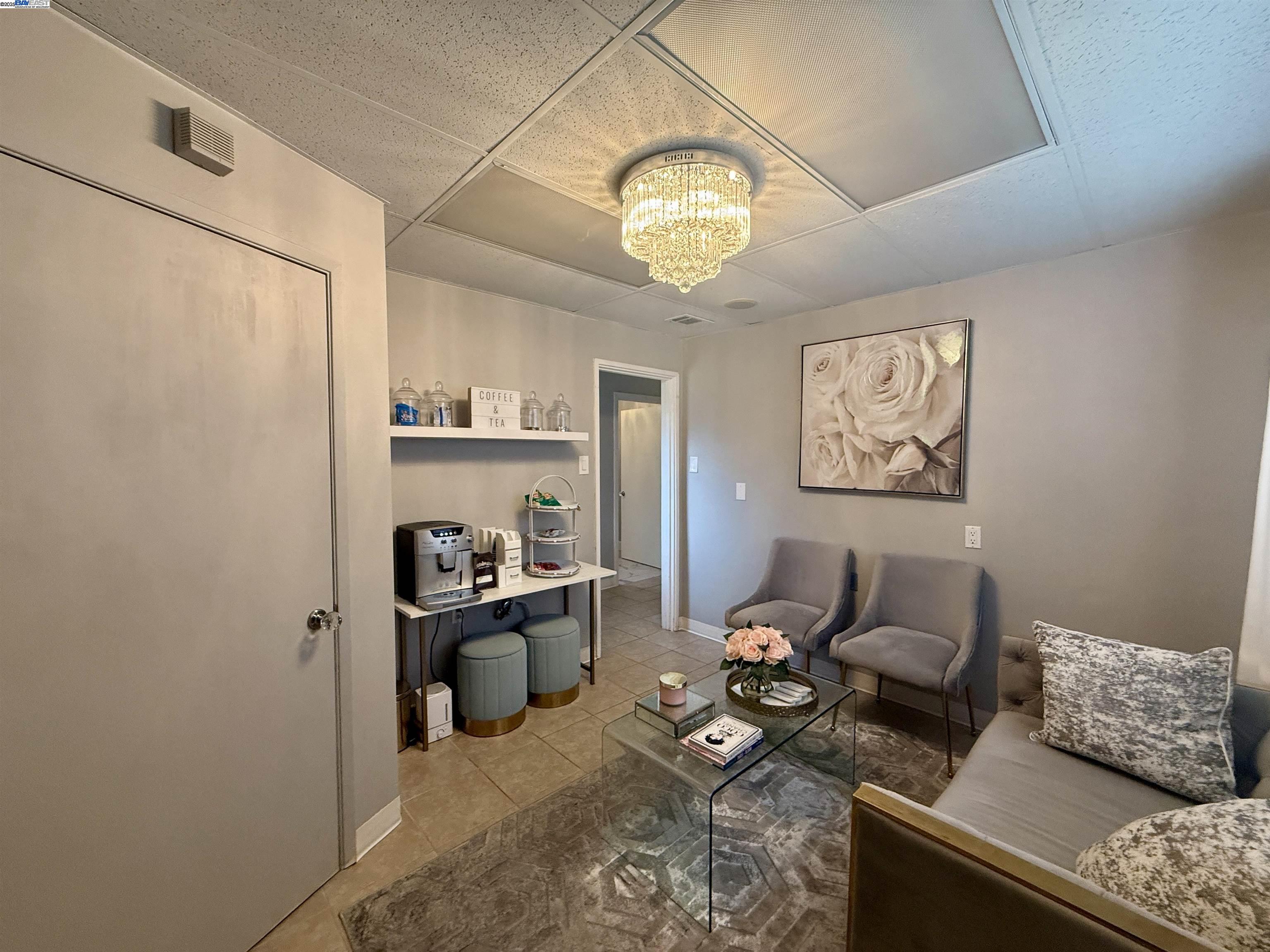 Detail Gallery Image 9 of 25 For 2545 East Ave, Livermore,  CA 94550-4736 - – Beds | – Baths