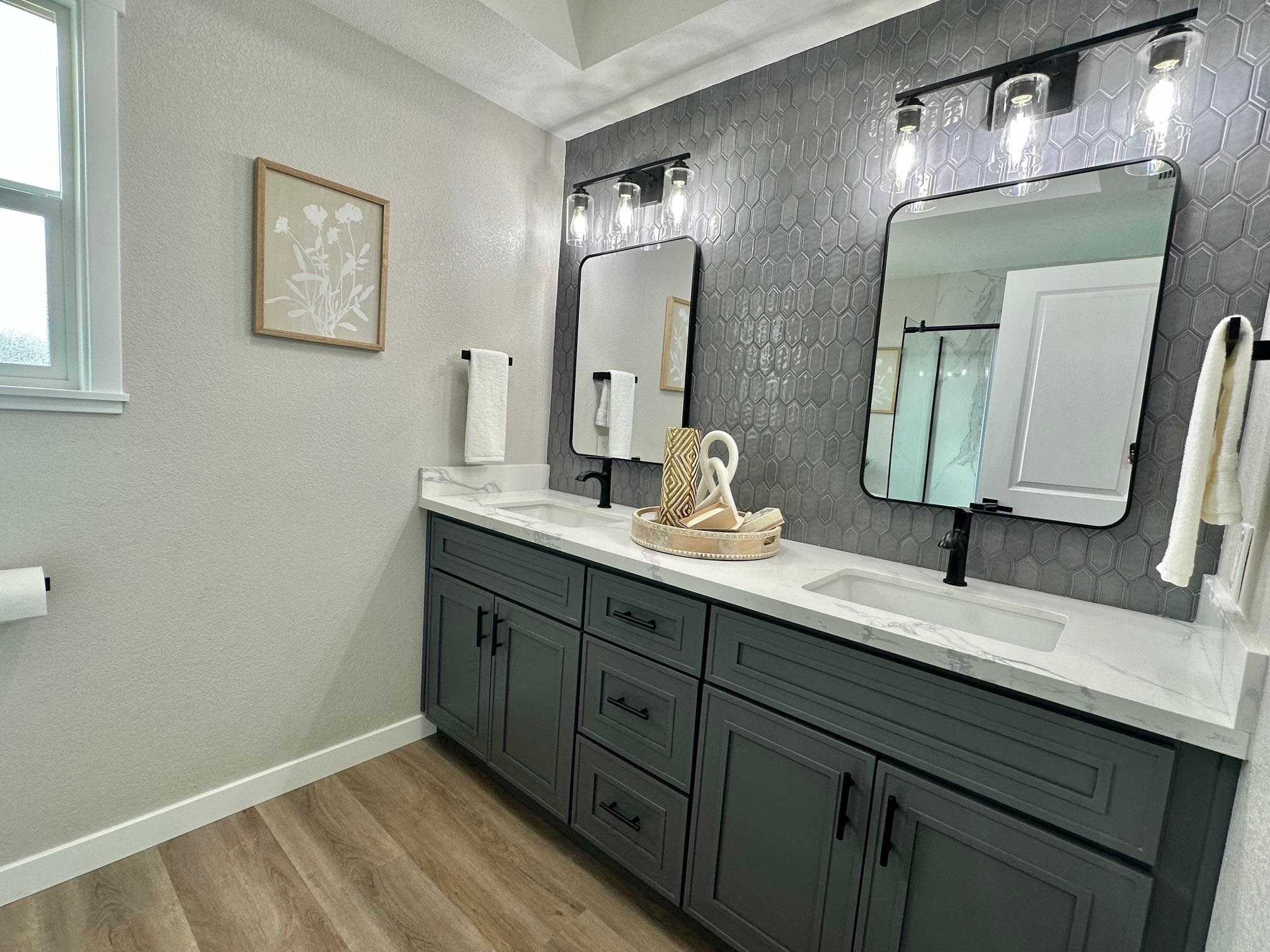 Detail Gallery Image 14 of 33 For 225 Kent Pl, San Ramon,  CA 94583 - 5 Beds | 2 Baths