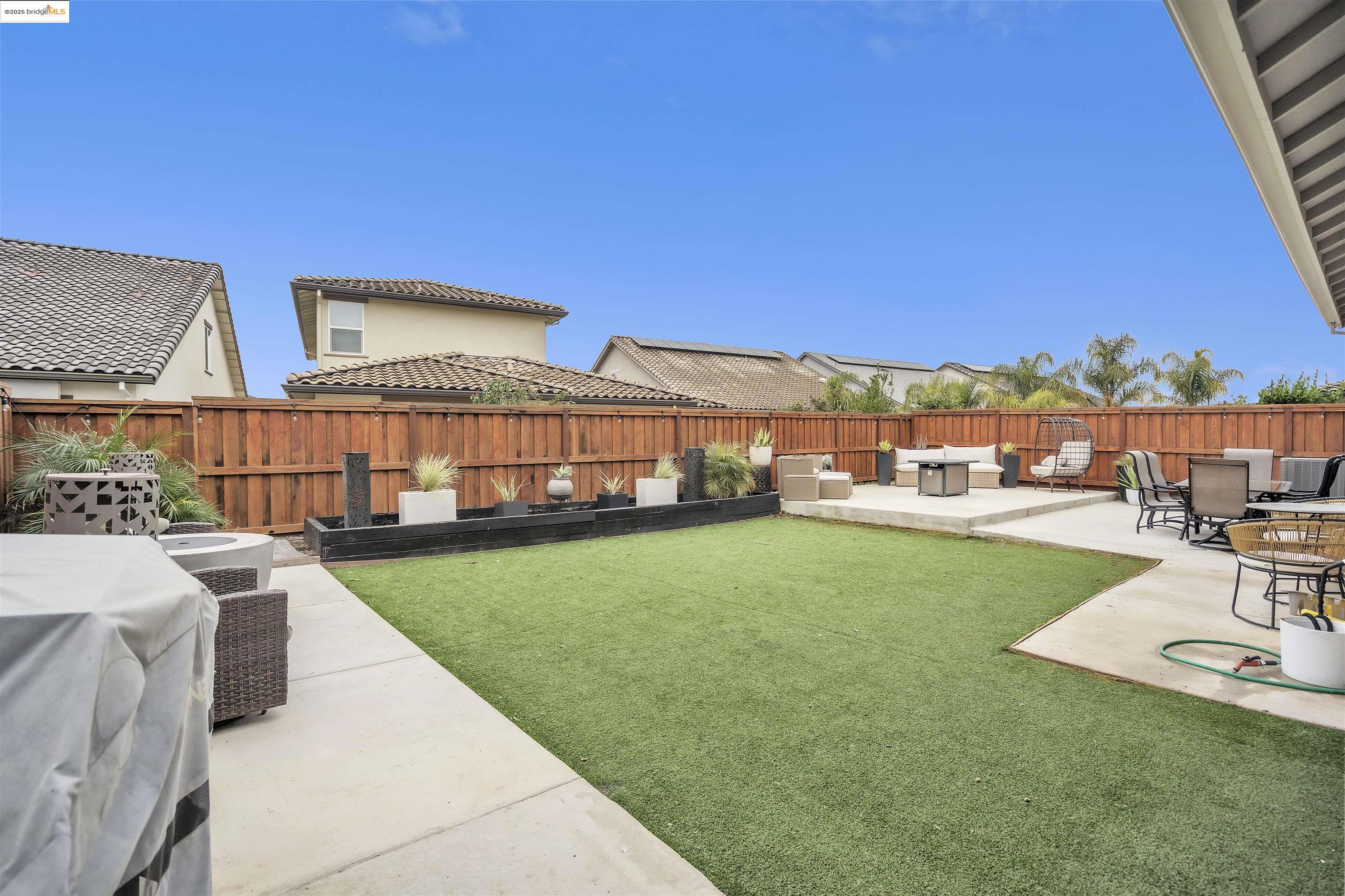 Detail Gallery Image 15 of 19 For 16977 Bach Dr, Lathrop,  CA 95330 - 3 Beds | 3 Baths