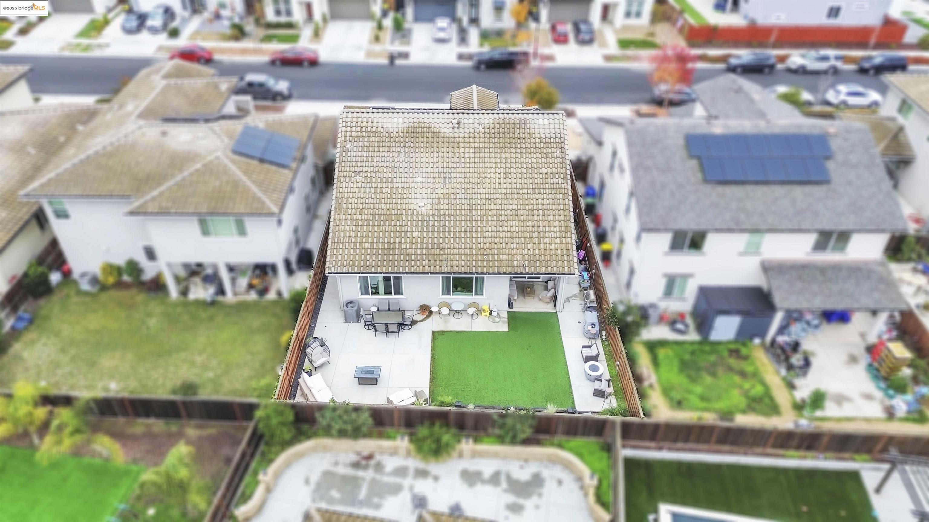 Detail Gallery Image 19 of 19 For 16977 Bach Dr, Lathrop,  CA 95330 - 3 Beds | 3 Baths