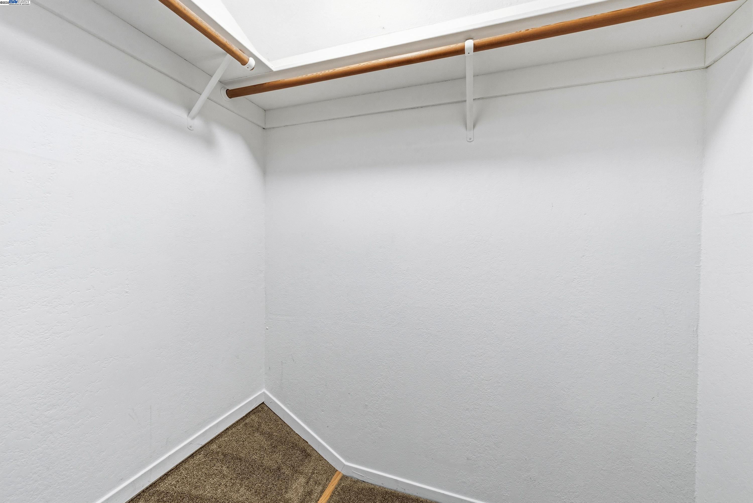 Detail Gallery Image 20 of 33 For 4436 Del Valle Pkwy, Pleasanton,  CA 94566 - 3 Beds | 1/1 Baths