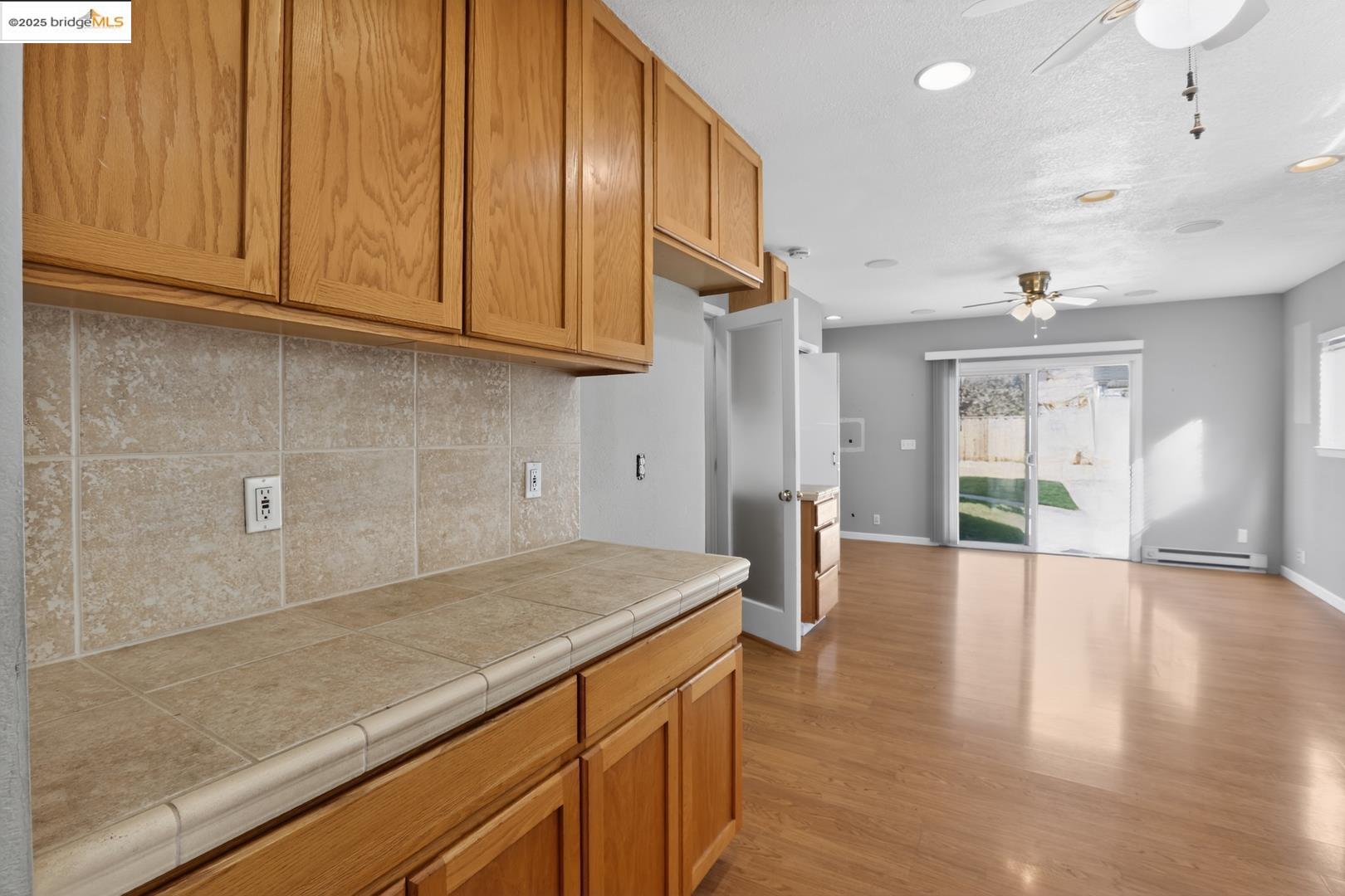 Detail Gallery Image 14 of 30 For 380 N 11th St, San Jose,  CA 95112 - 3 Beds | 1 Baths