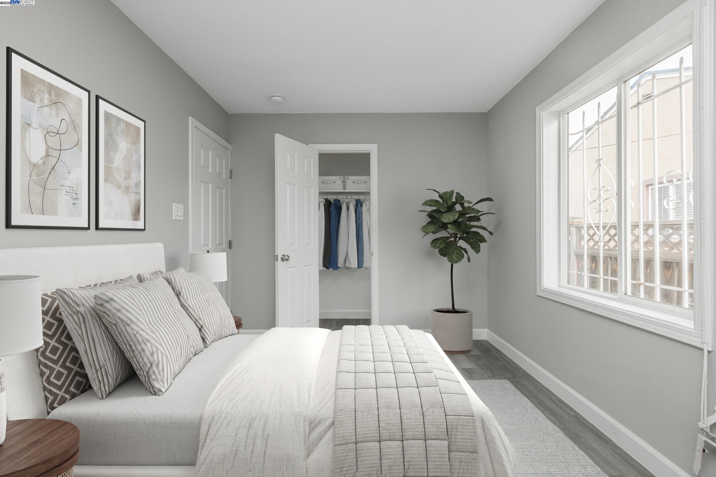 Detail Gallery Image 20 of 41 For 1230 79th Ave, Oakland,  CA 94621 - 5 Beds | 3 Baths