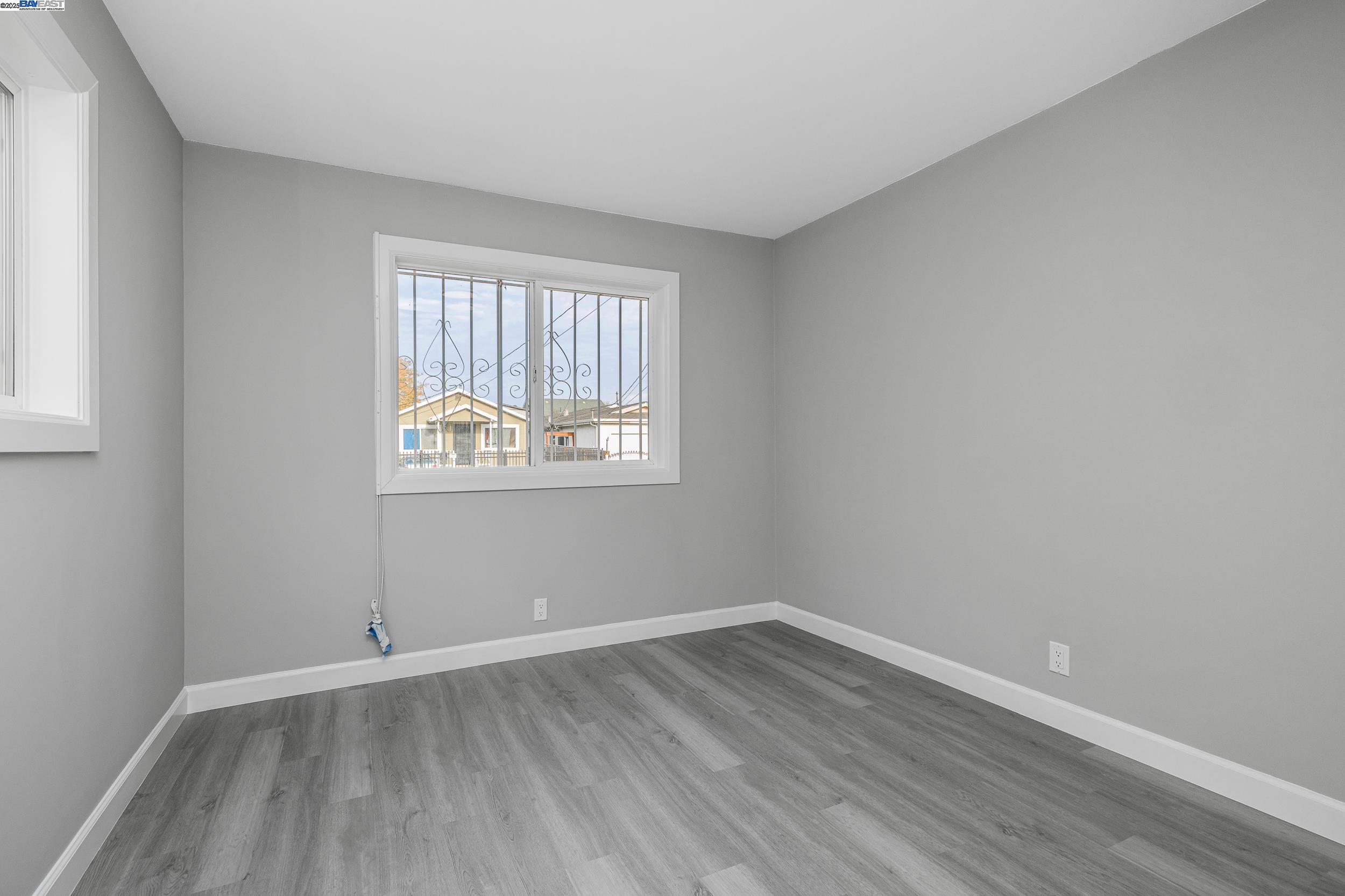 Detail Gallery Image 29 of 41 For 1230 79th Ave, Oakland,  CA 94621 - 5 Beds | 3 Baths