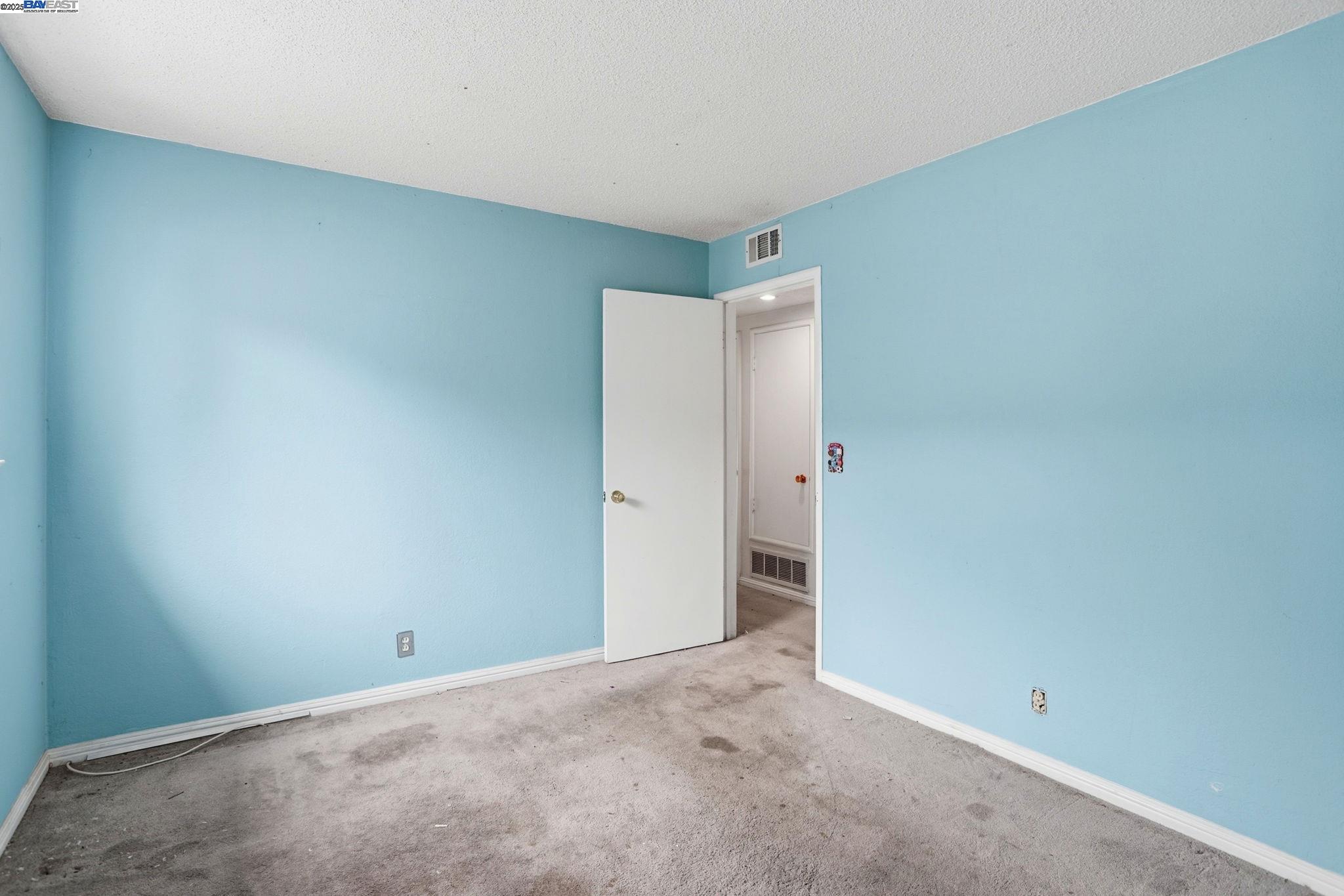 Detail Gallery Image 14 of 35 For 300 N Park Victoria Dr, Milpitas,  CA 95035 - 4 Beds | 2 Baths