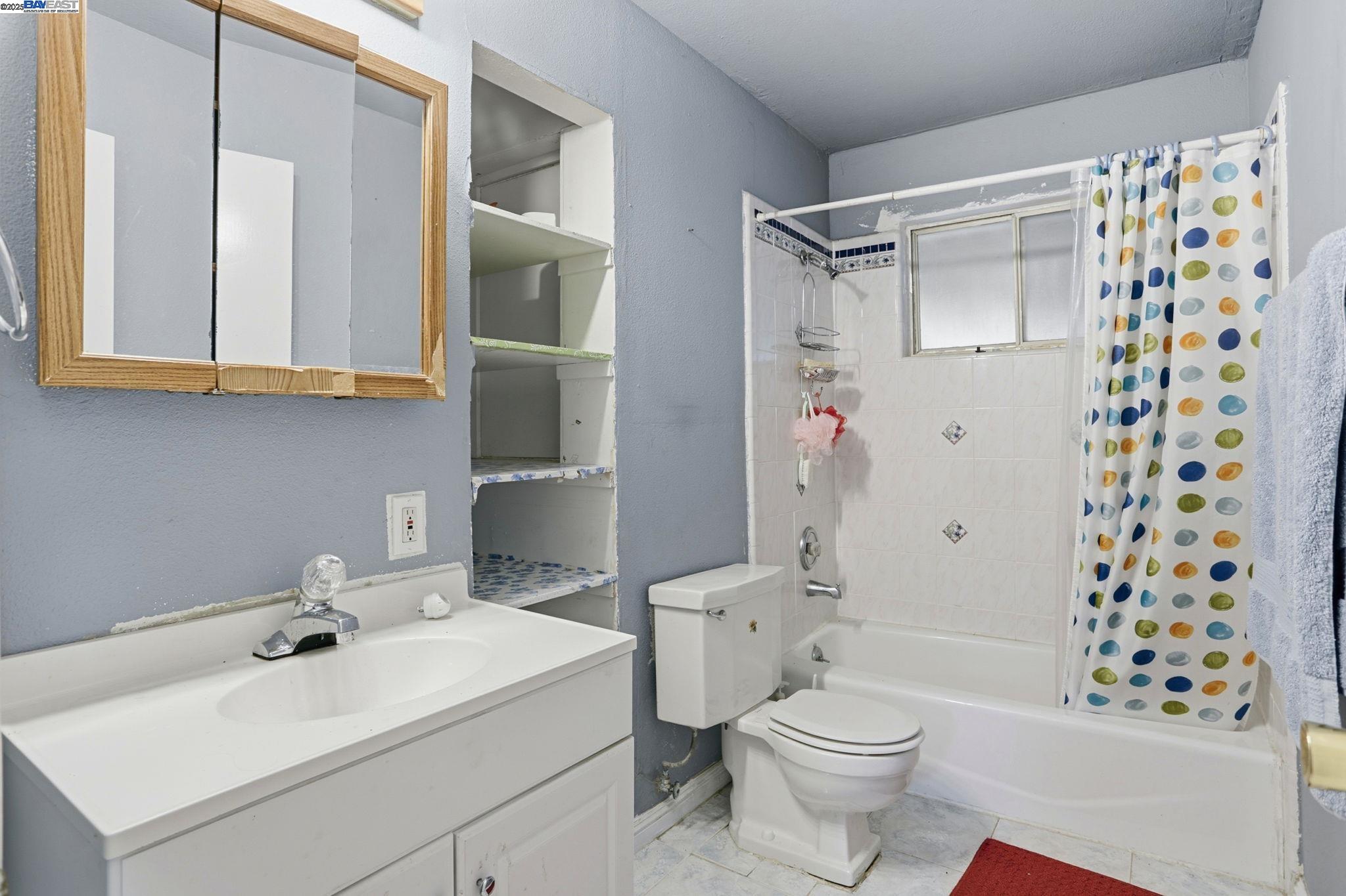 Detail Gallery Image 24 of 35 For 300 N Park Victoria Dr, Milpitas,  CA 95035 - 4 Beds | 2 Baths