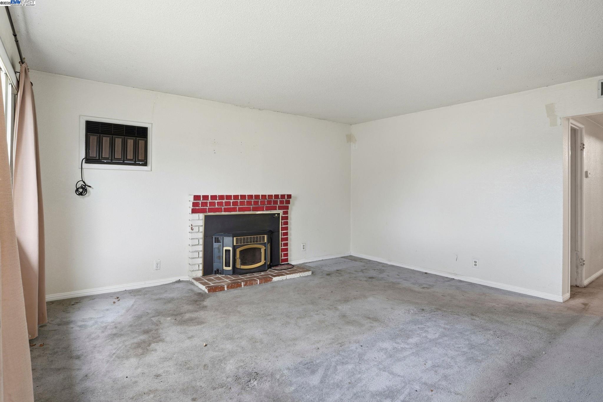 Detail Gallery Image 6 of 35 For 300 N Park Victoria Dr, Milpitas,  CA 95035 - 4 Beds | 2 Baths