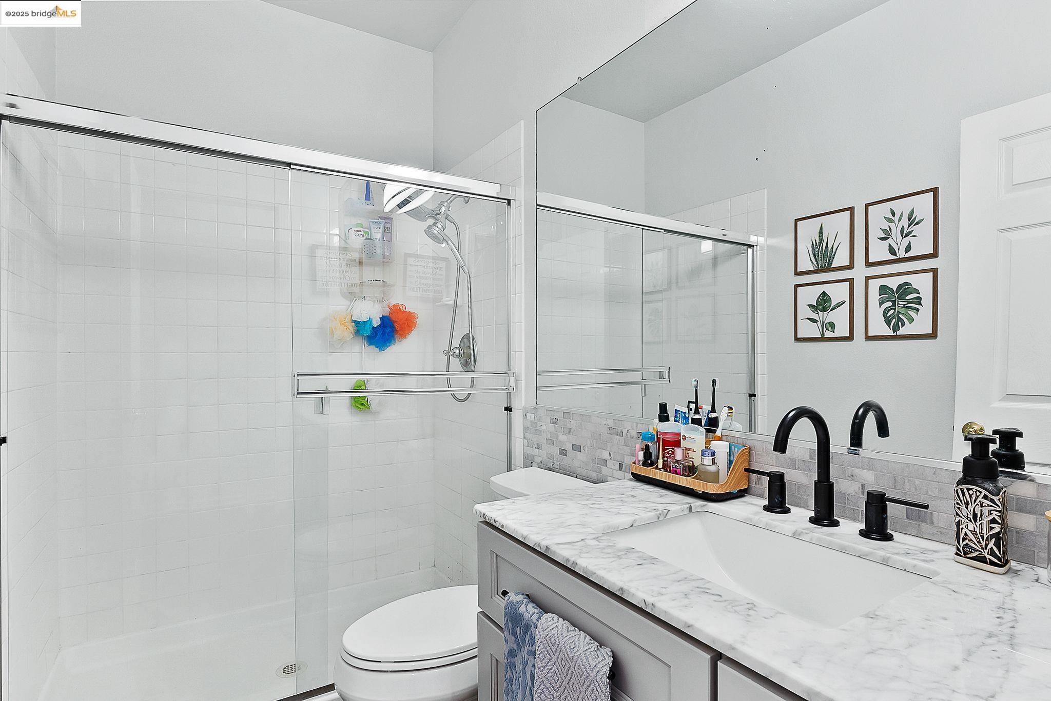 Detail Gallery Image 14 of 33 For 4785 Mammouth Ln, Oakley,  CA 94561 - 6 Beds | 3 Baths