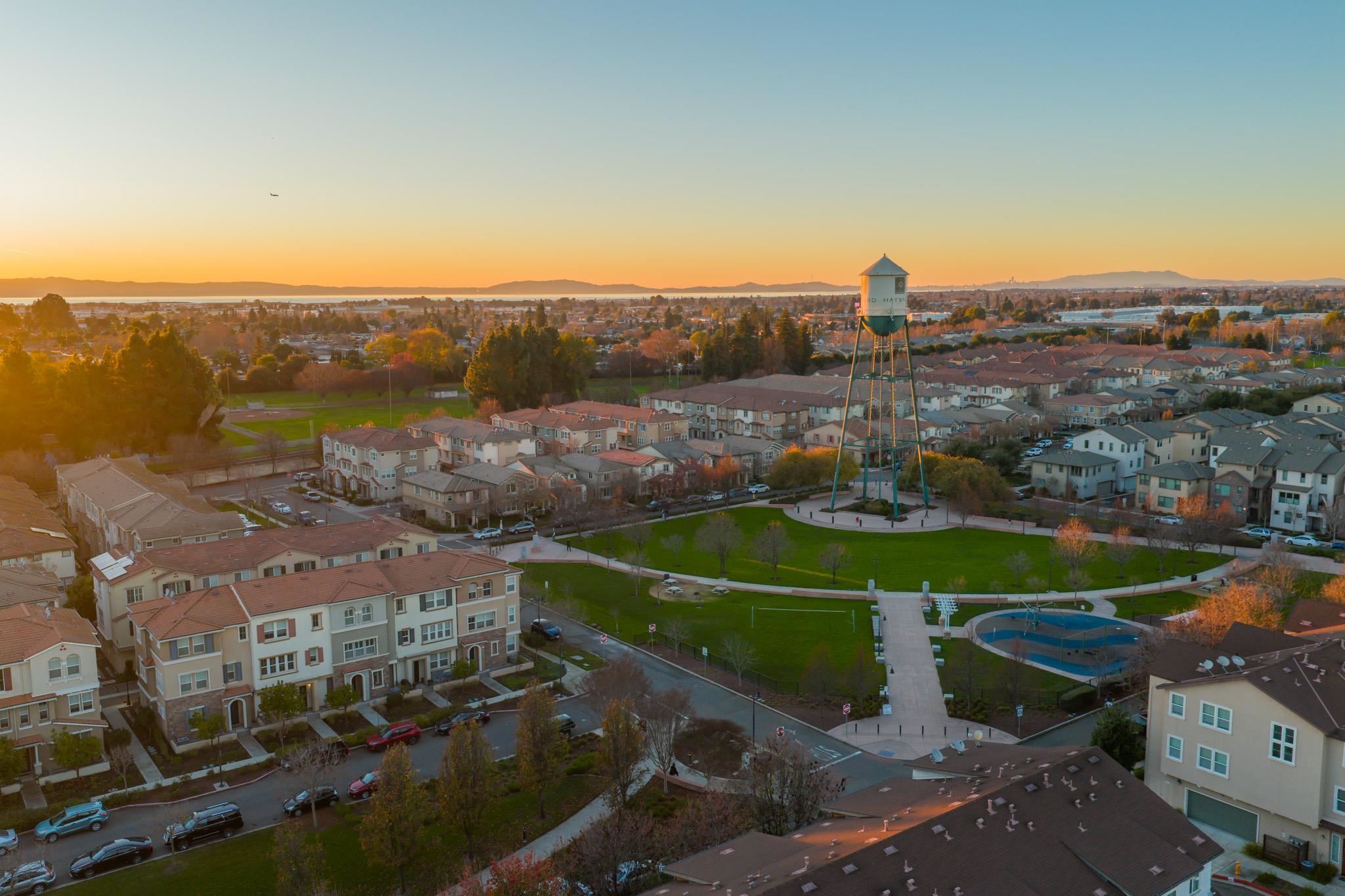 Detail Gallery Image 50 of 56 For 625 Staley Ave, Hayward,  CA 94541 - 4 Beds | 3/1 Baths