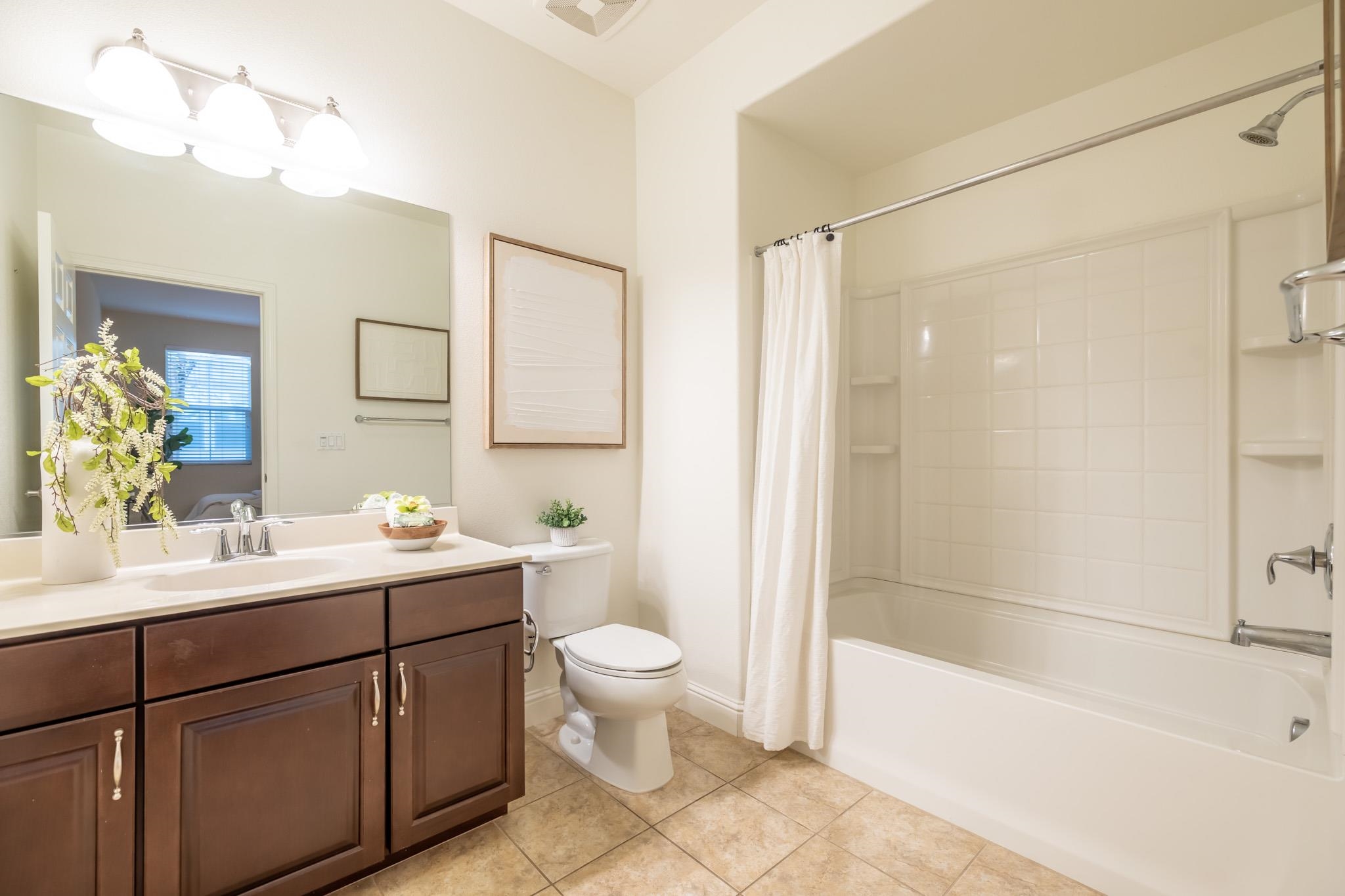 Detail Gallery Image 8 of 55 For 625 Staley Ave, Hayward,  CA 94541 - 4 Beds | 3/1 Baths