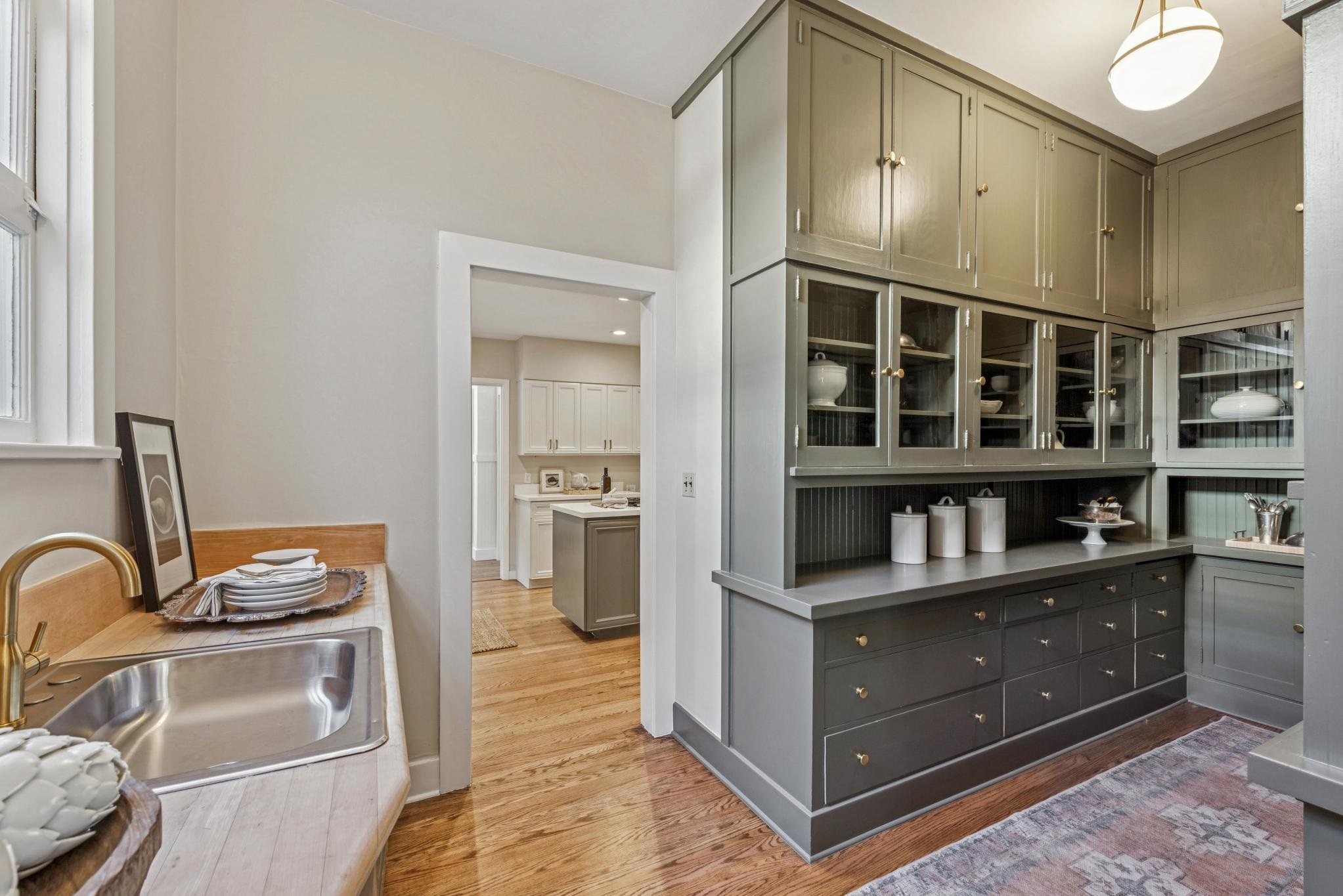 Detail Gallery Image 20 of 55 For 44 Bellevue Ave, Piedmont,  CA 94611 - 3 Beds | 2/2 Baths