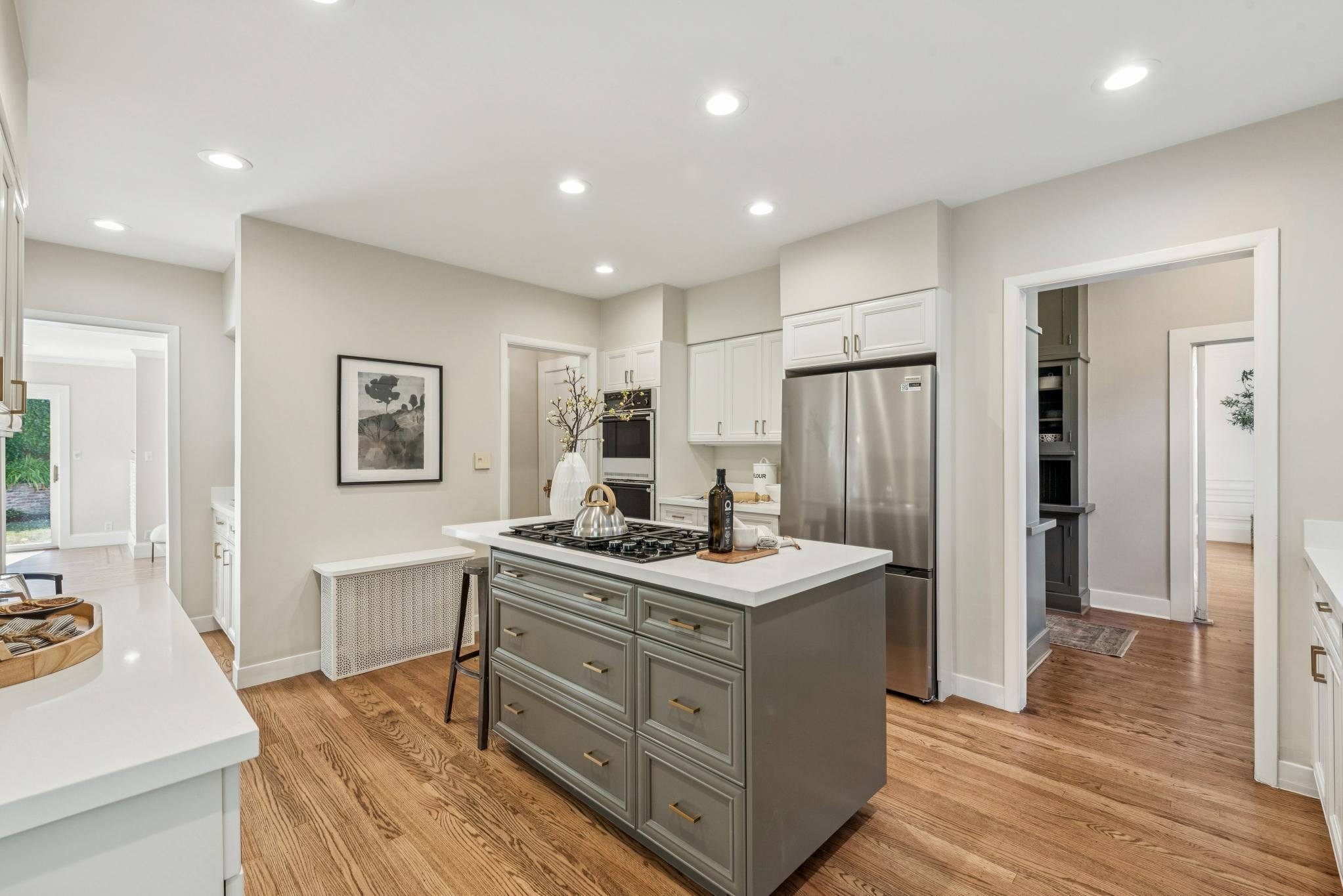 Detail Gallery Image 21 of 55 For 44 Bellevue Ave, Piedmont,  CA 94611 - 3 Beds | 2/2 Baths