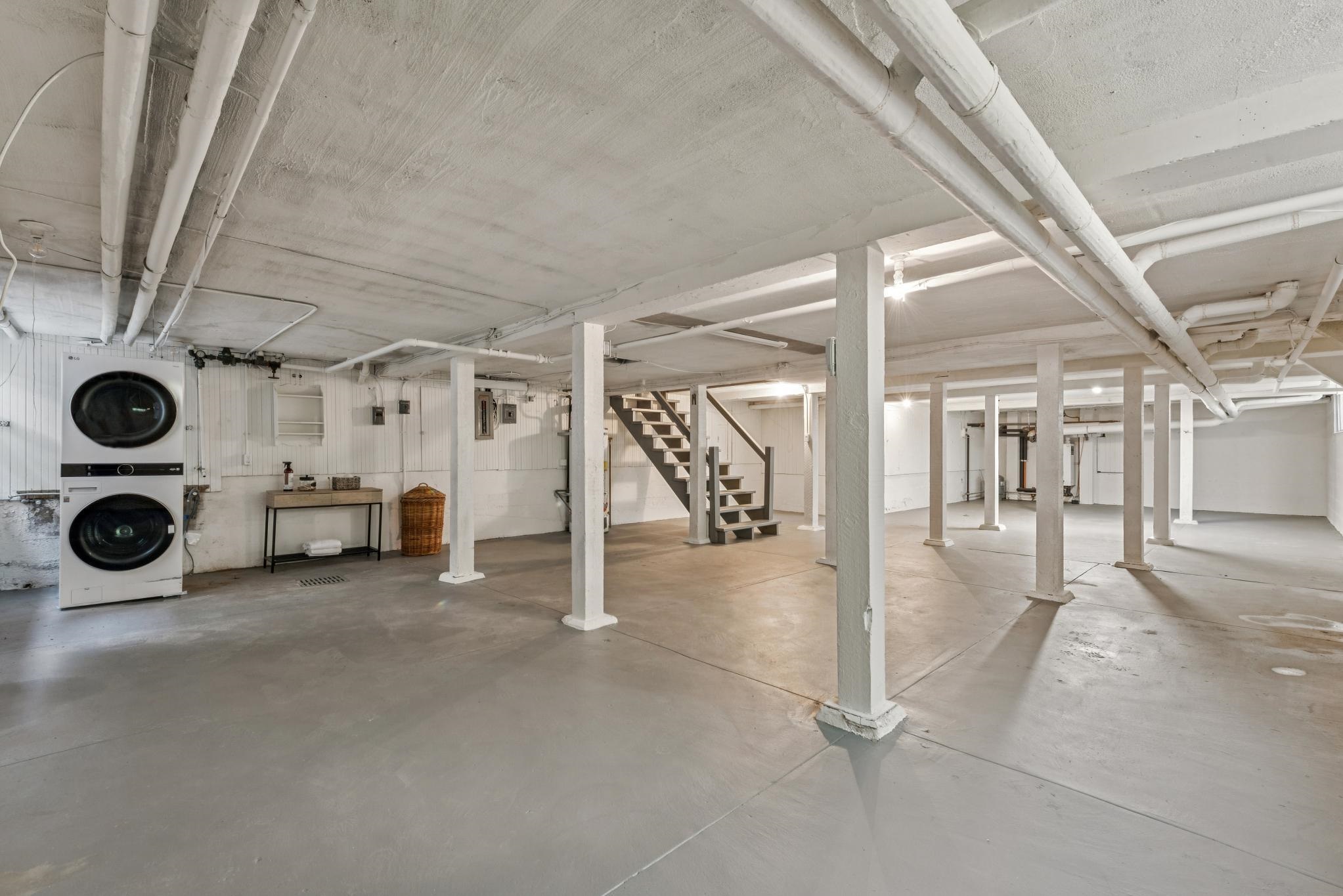 Detail Gallery Image 49 of 55 For 44 Bellevue Ave, Piedmont,  CA 94611 - 3 Beds | 2/2 Baths