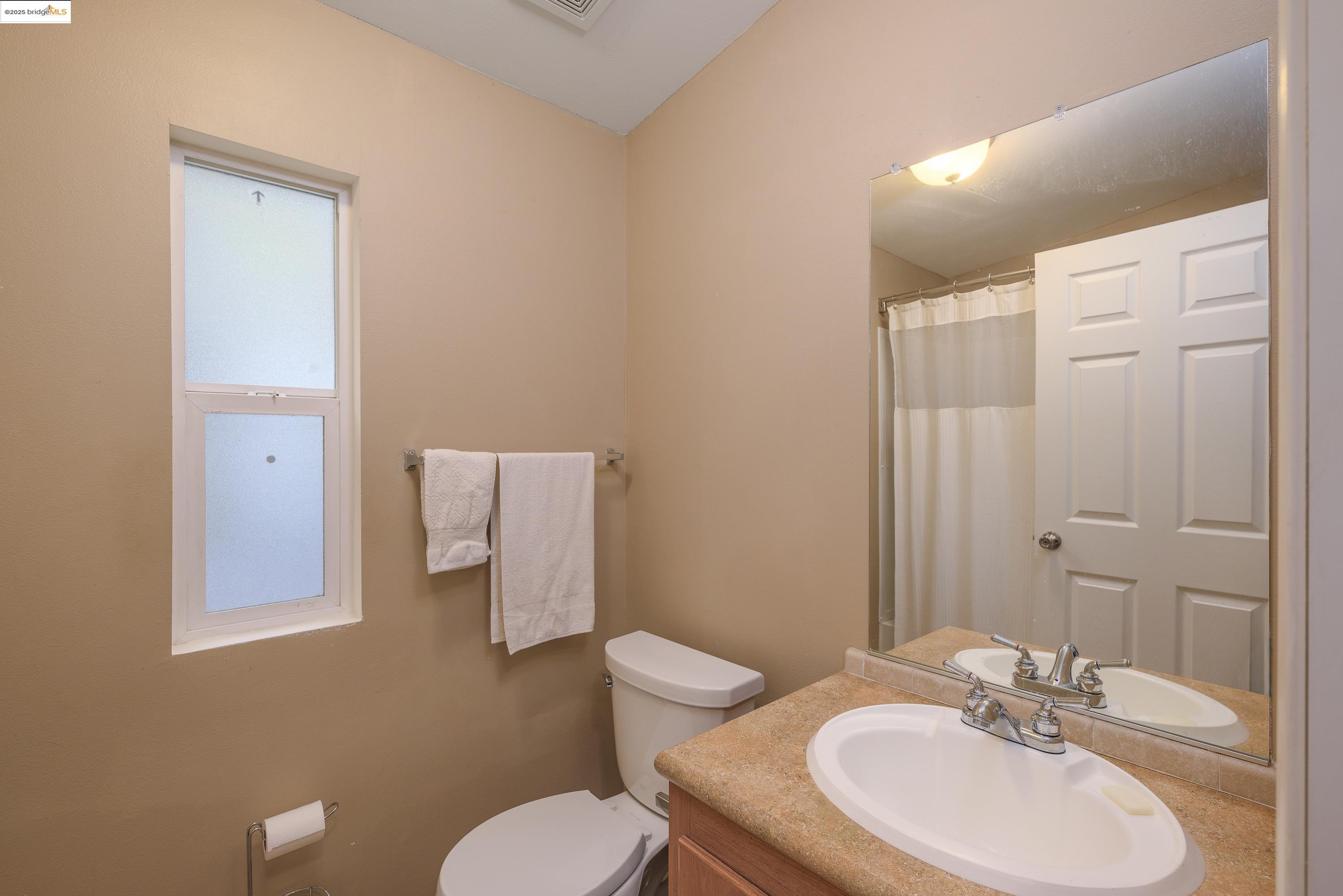 Detail Gallery Image 9 of 17 For 22608 Cedarcrest Rd, Sonora,  CA 95370 - 3 Beds | 2 Baths