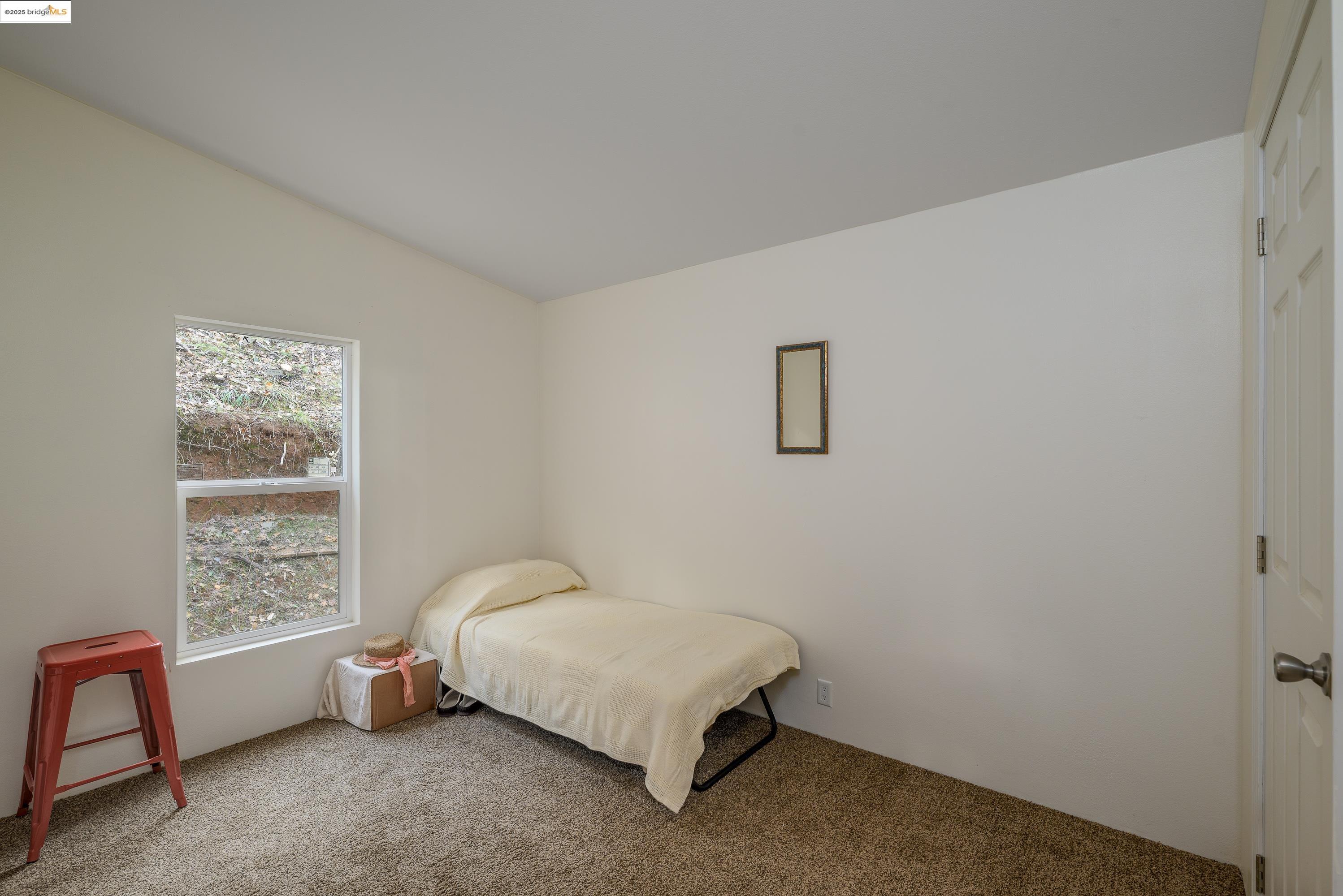 Detail Gallery Image 10 of 17 For 22608 Cedarcrest Rd, Sonora,  CA 95370 - 3 Beds | 2 Baths