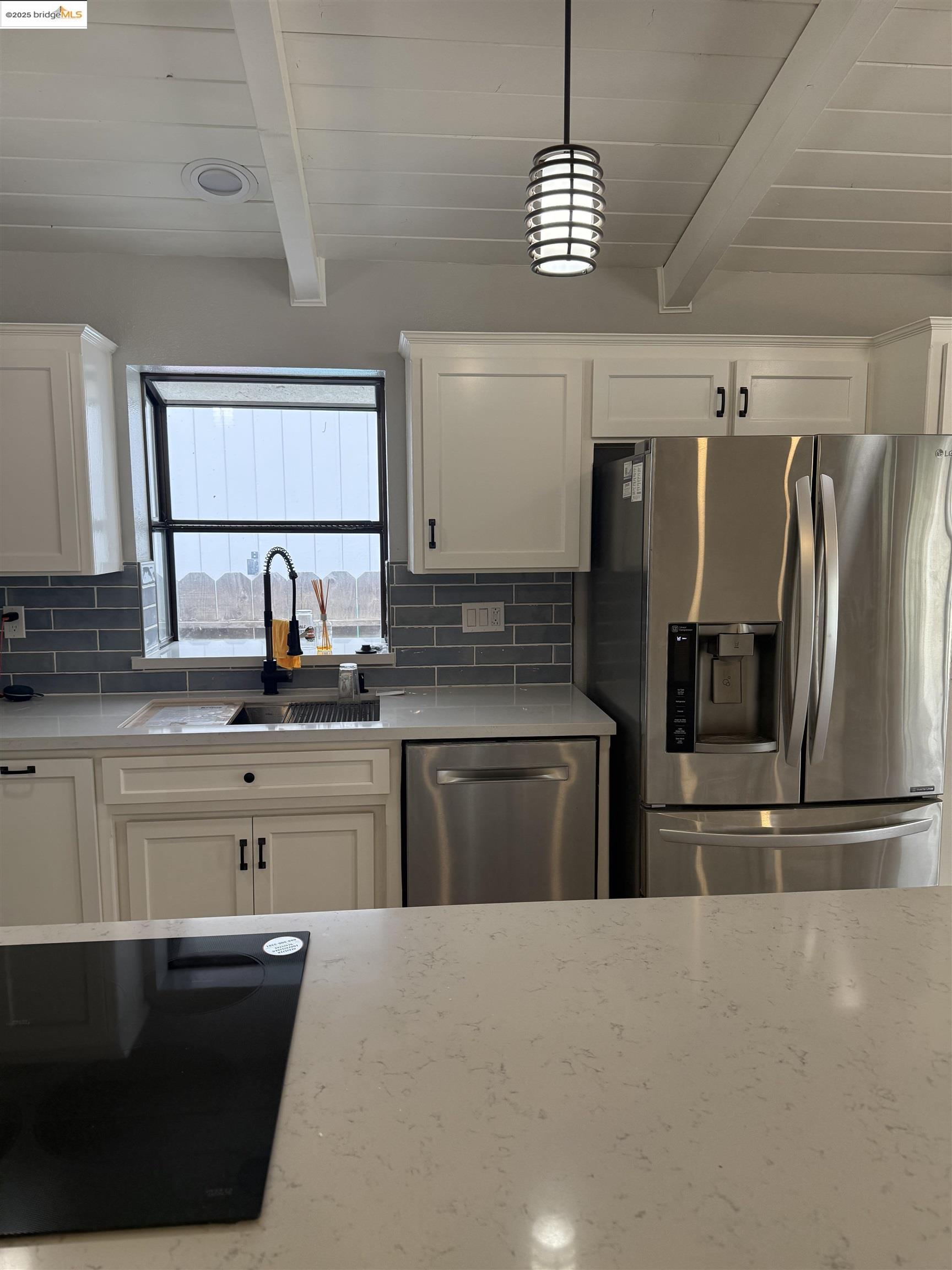 Detail Gallery Image 7 of 12 For 5681 Starboard Dr, Discovery Bay,  CA 94505 - 3 Beds | 2/1 Baths